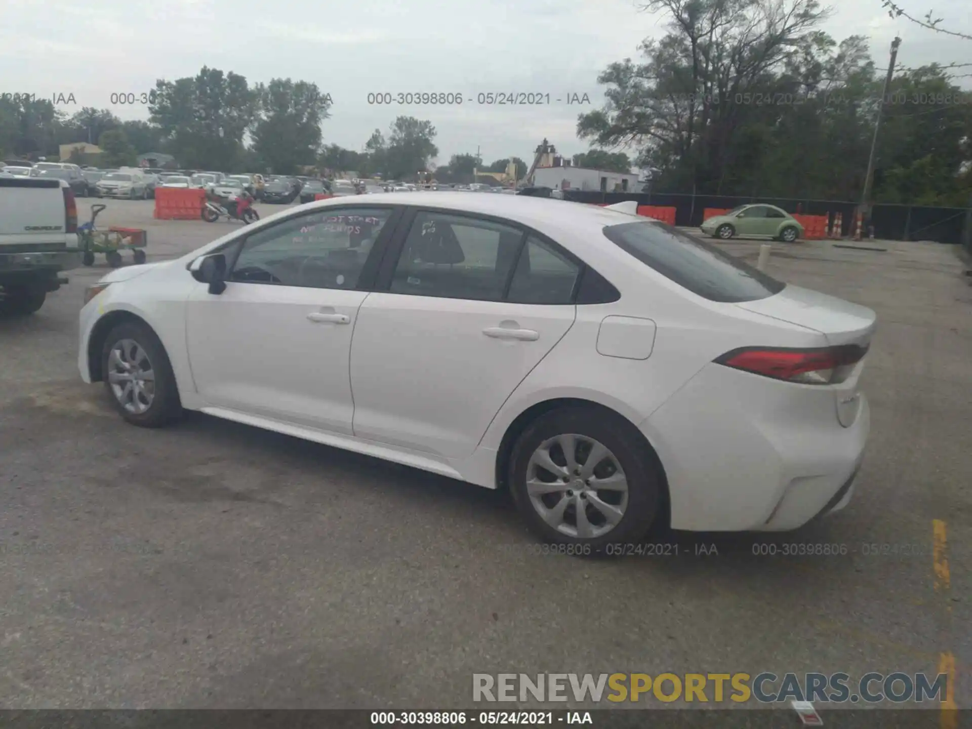 3 Photograph of a damaged car 5YFEPMAE1MP217975 TOYOTA COROLLA 2021