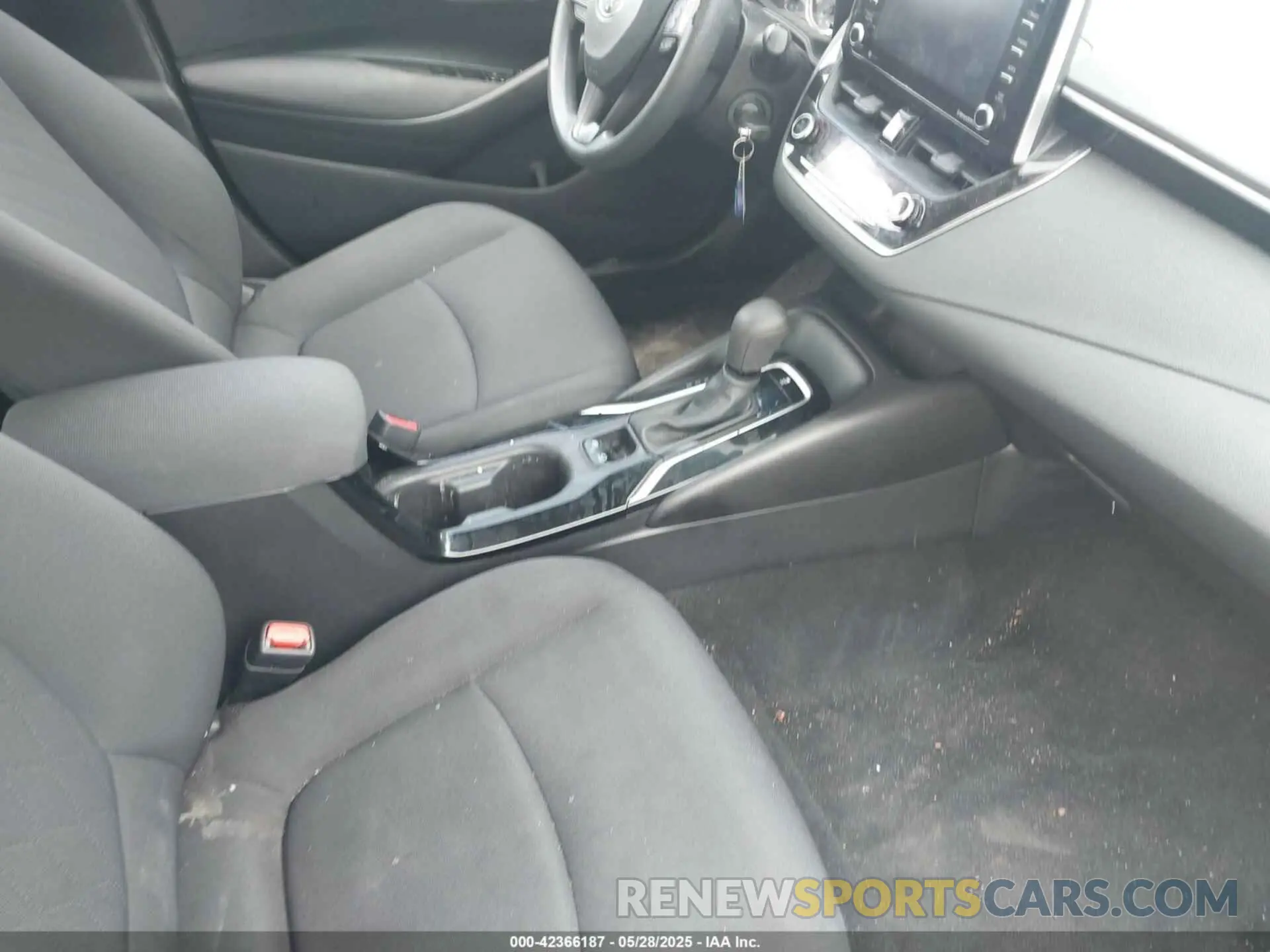 5 Photograph of a damaged car 5YFEPMAE1MP219953 TOYOTA COROLLA 2021