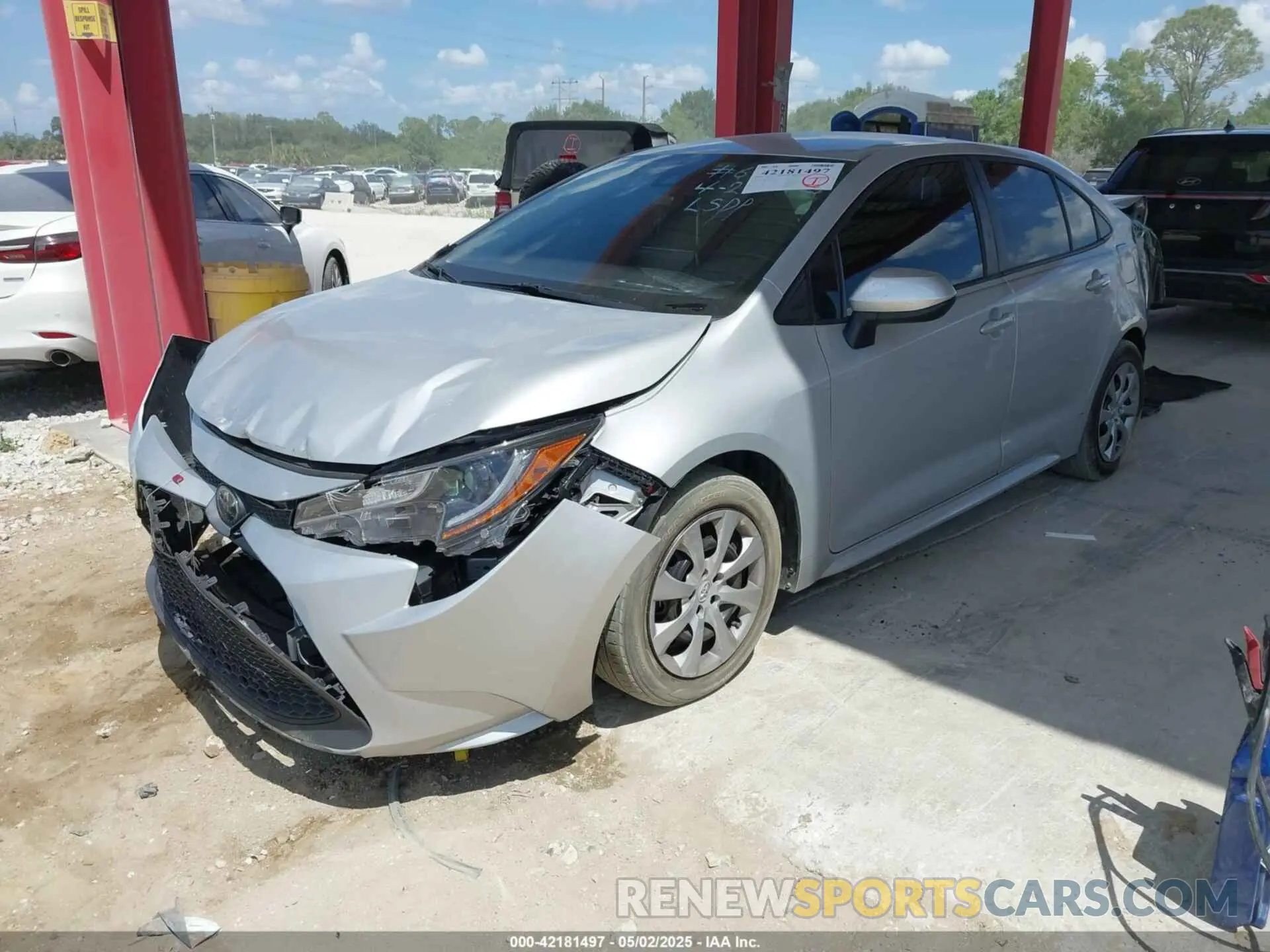 2 Photograph of a damaged car 5YFEPMAE1MP225557 TOYOTA COROLLA 2021