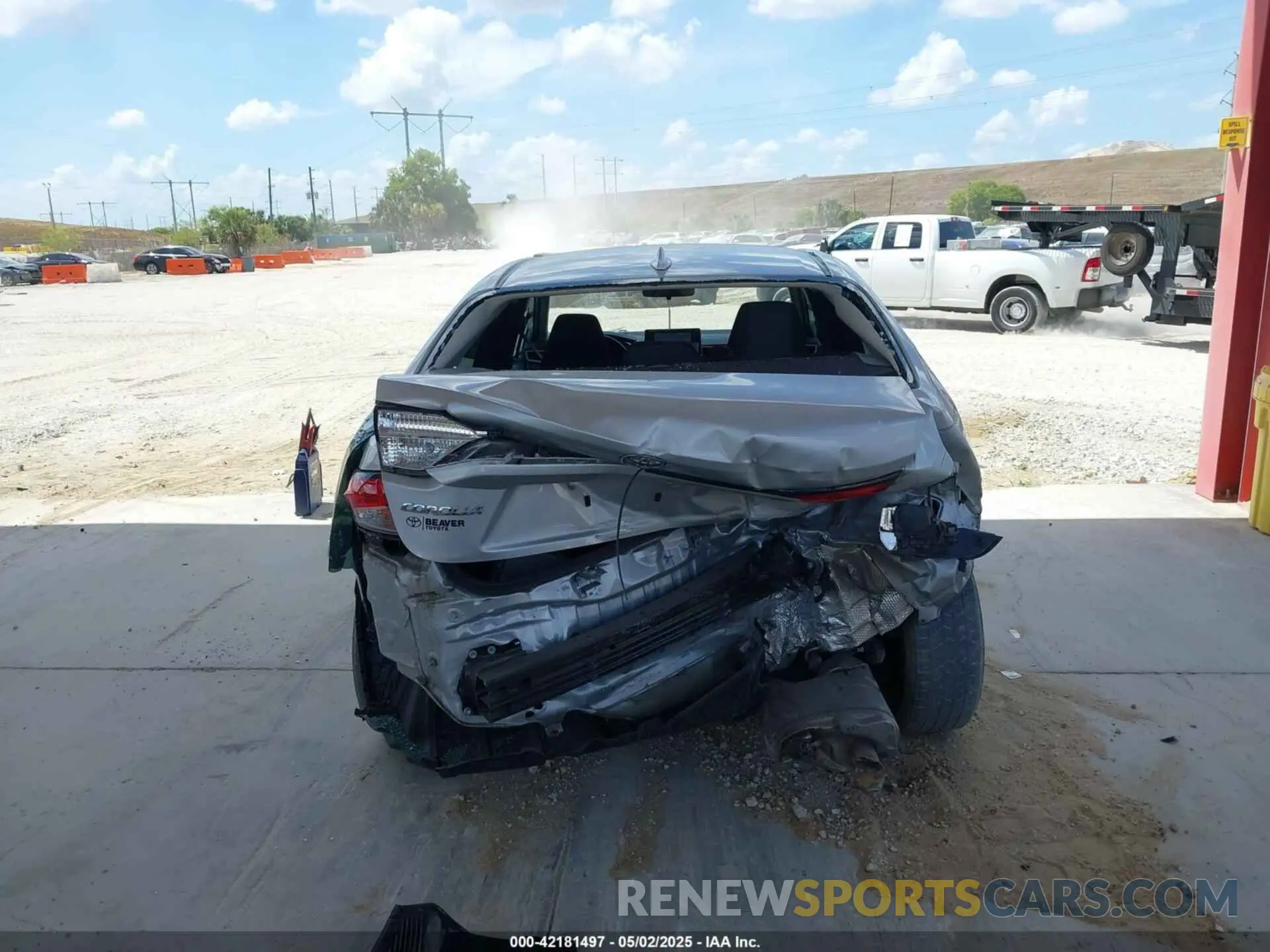 6 Photograph of a damaged car 5YFEPMAE1MP225557 TOYOTA COROLLA 2021