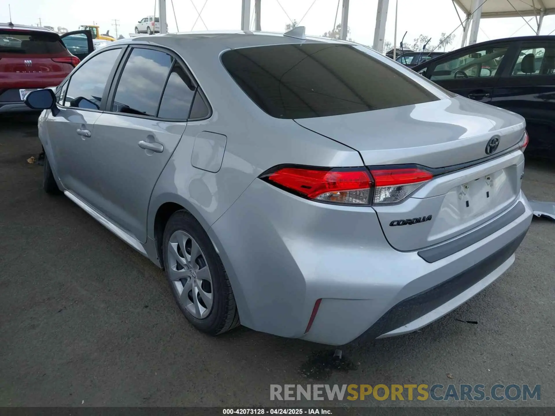3 Photograph of a damaged car 5YFEPMAE1MP230435 TOYOTA COROLLA 2021