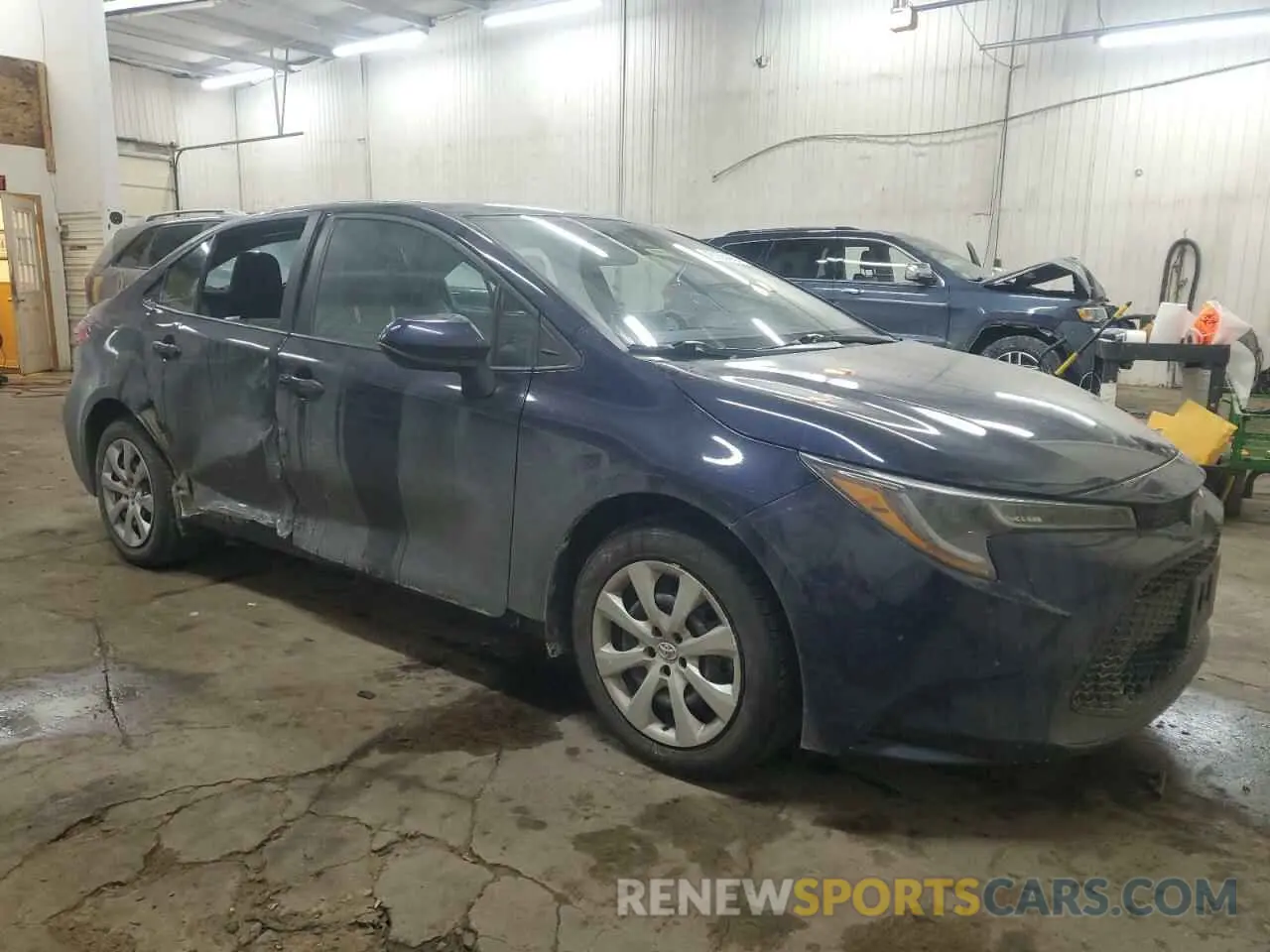 4 Photograph of a damaged car 5YFEPMAE1MP232671 TOYOTA COROLLA 2021