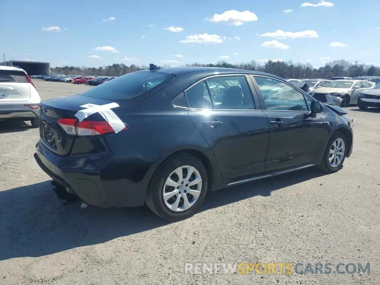 3 Photograph of a damaged car 5YFEPMAE1MP232735 TOYOTA COROLLA 2021