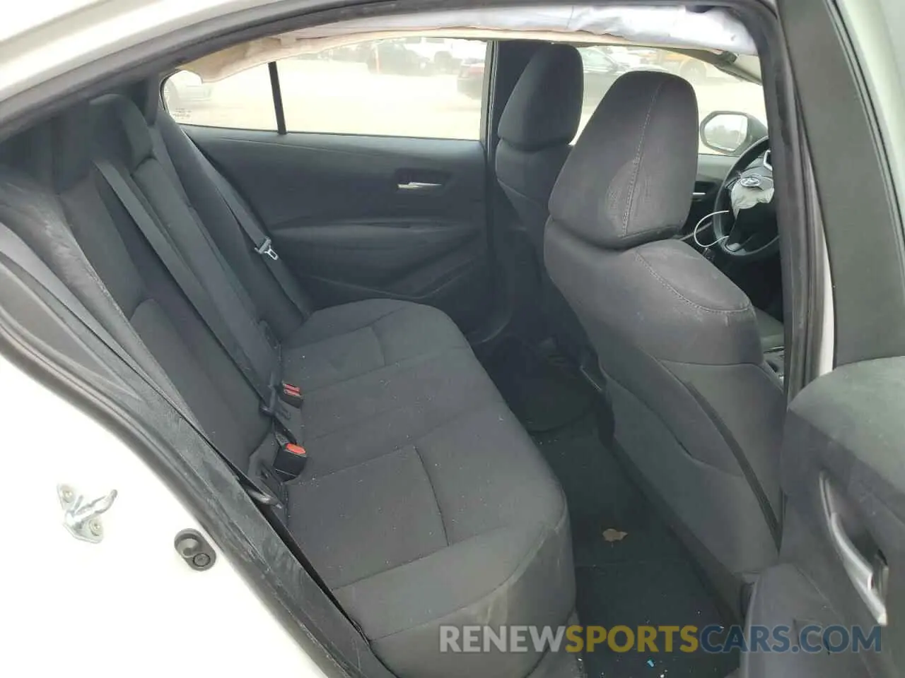 10 Photograph of a damaged car 5YFEPMAE1MP233691 TOYOTA COROLLA 2021
