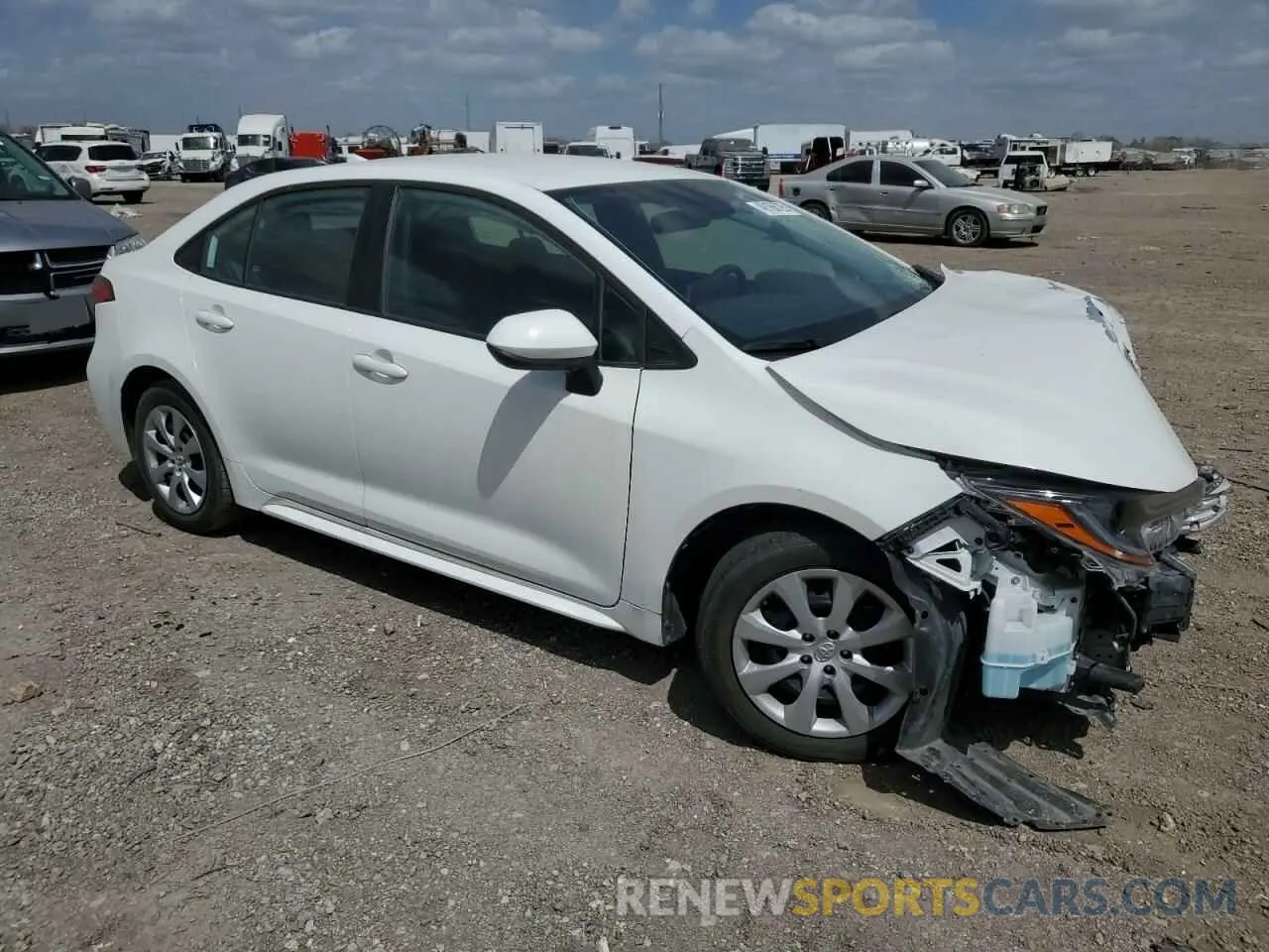 4 Photograph of a damaged car 5YFEPMAE1MP233691 TOYOTA COROLLA 2021
