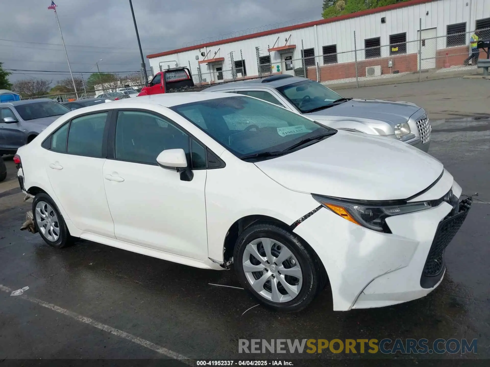 13 Photograph of a damaged car 5YFEPMAE1MP236722 TOYOTA COROLLA 2021