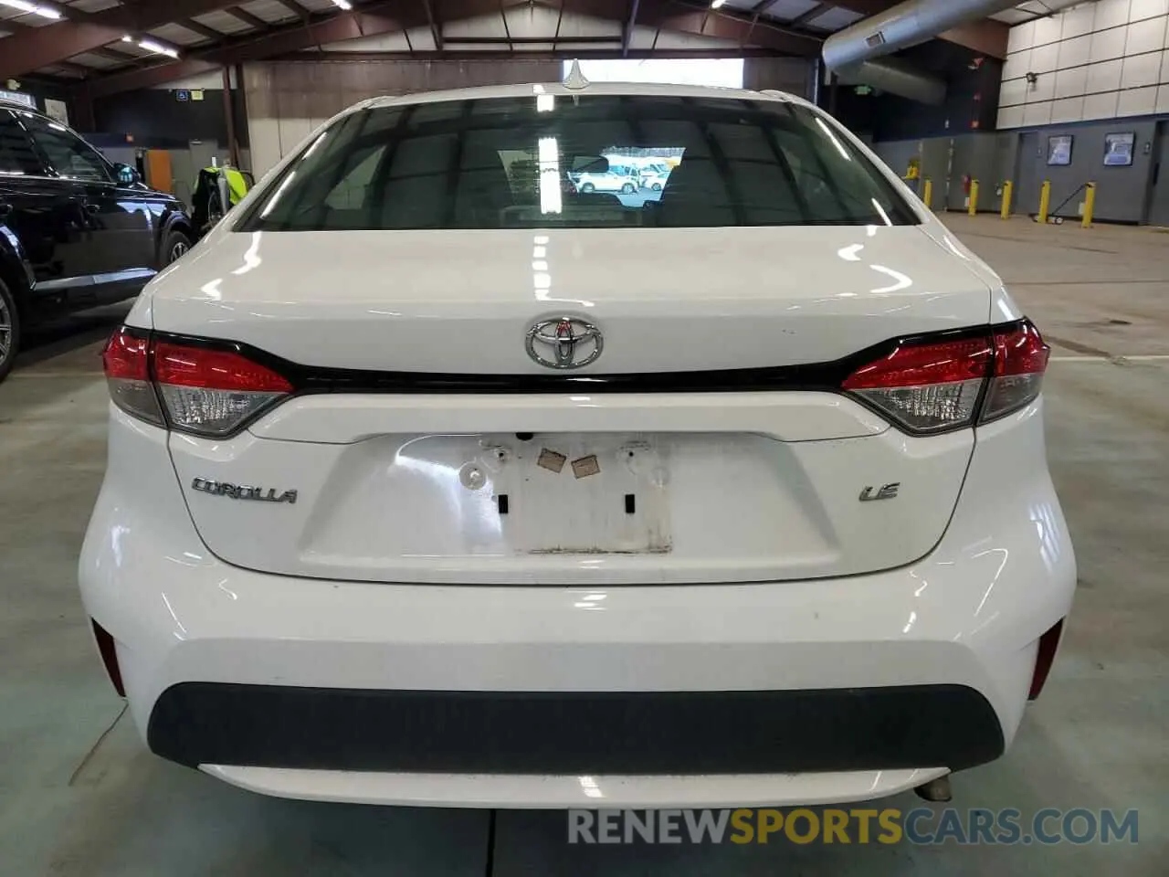 6 Photograph of a damaged car 5YFEPMAE1MP248448 TOYOTA COROLLA 2021