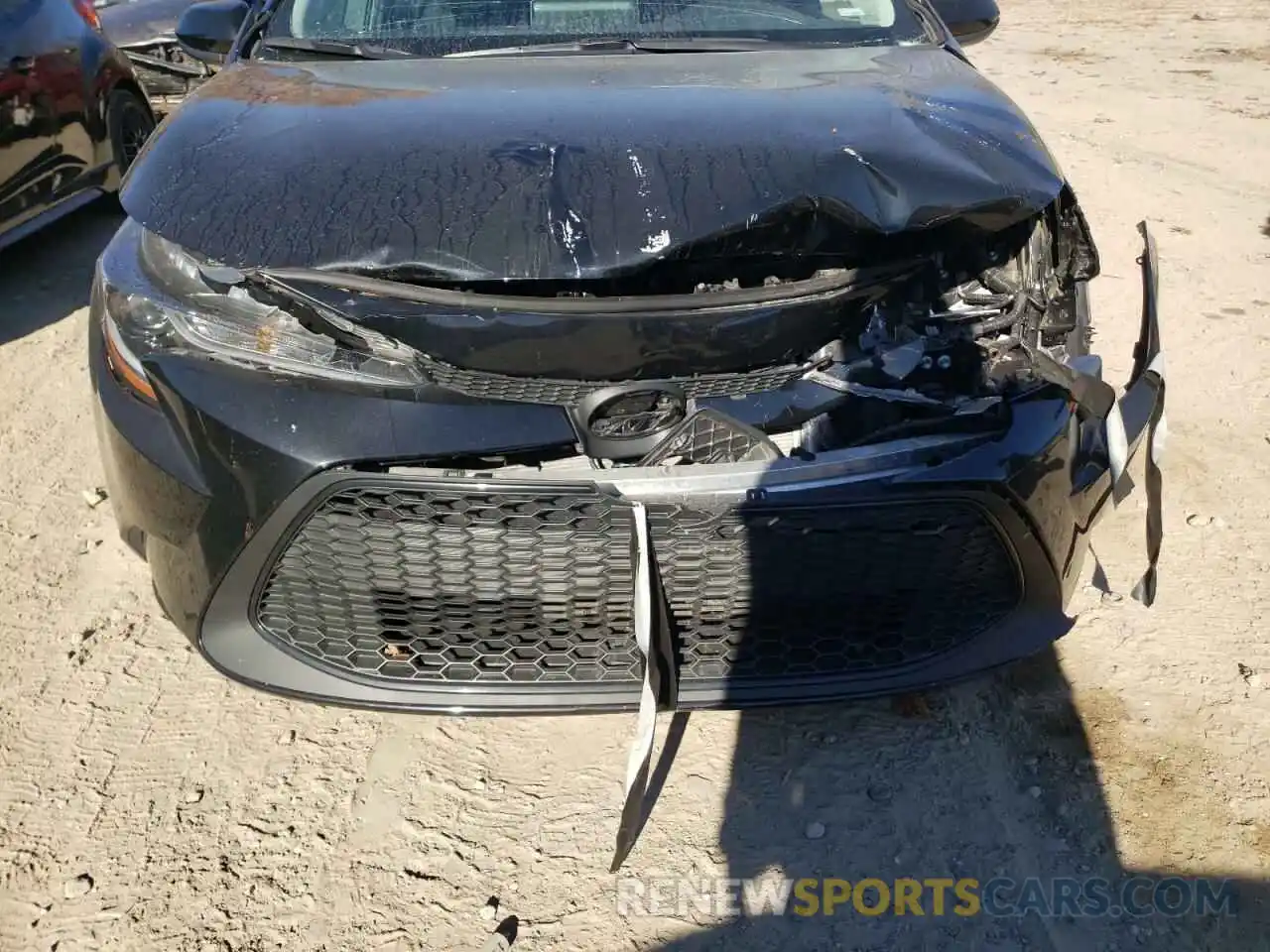 9 Photograph of a damaged car 5YFEPMAE1MP250541 TOYOTA COROLLA 2021