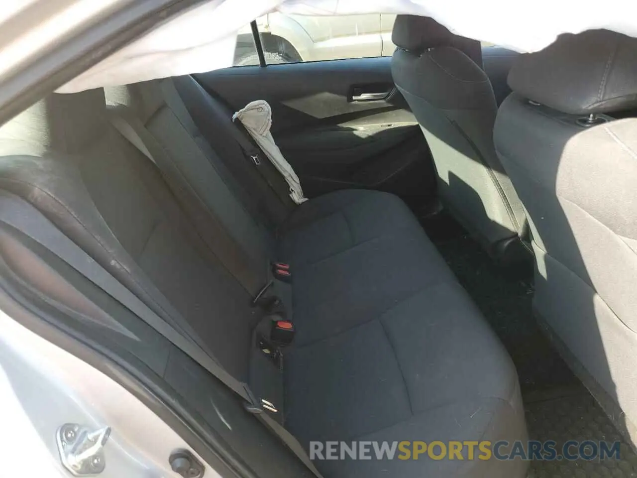10 Photograph of a damaged car 5YFEPMAE1MP253150 TOYOTA COROLLA 2021