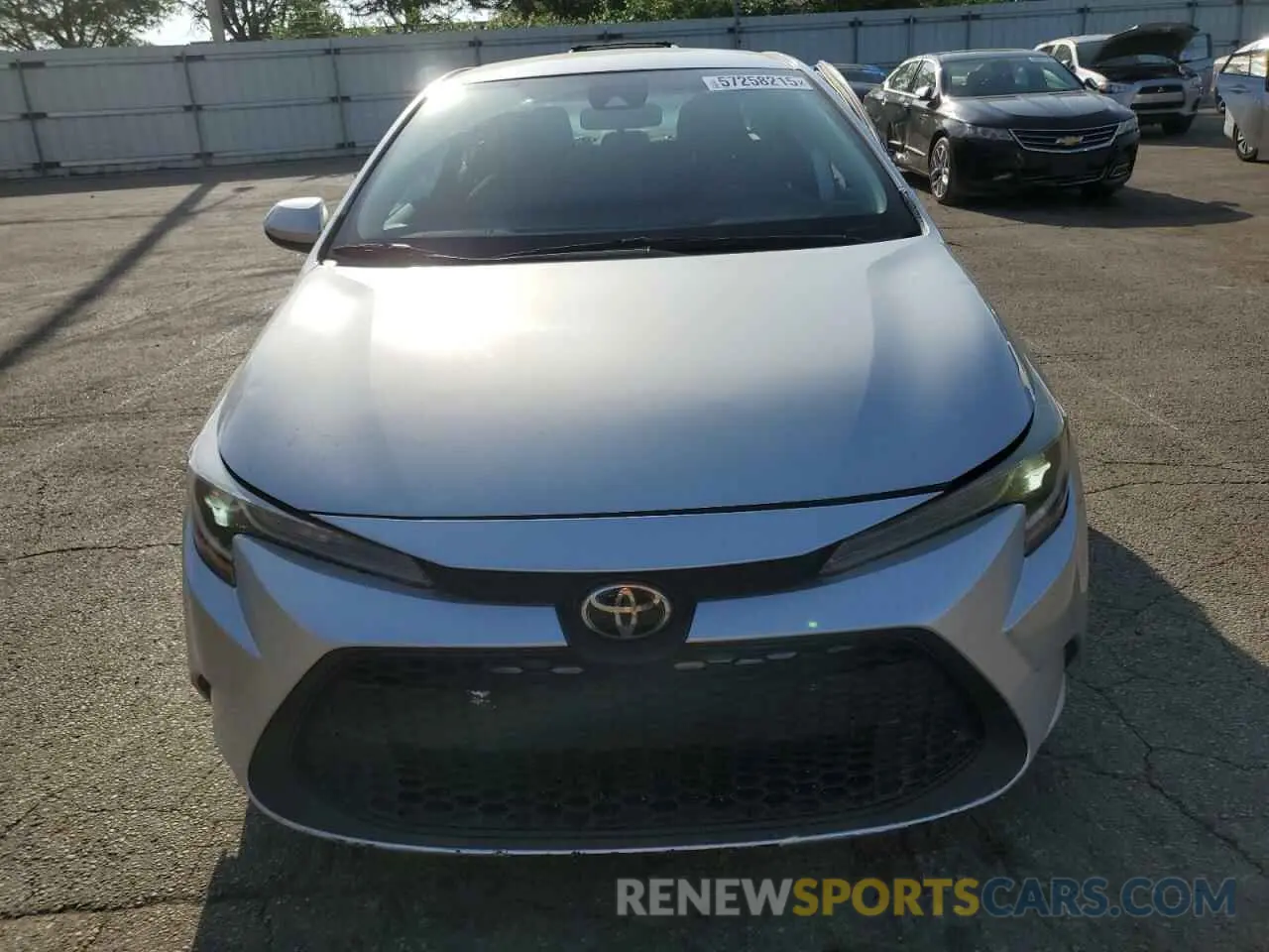 5 Photograph of a damaged car 5YFEPMAE1MP253150 TOYOTA COROLLA 2021