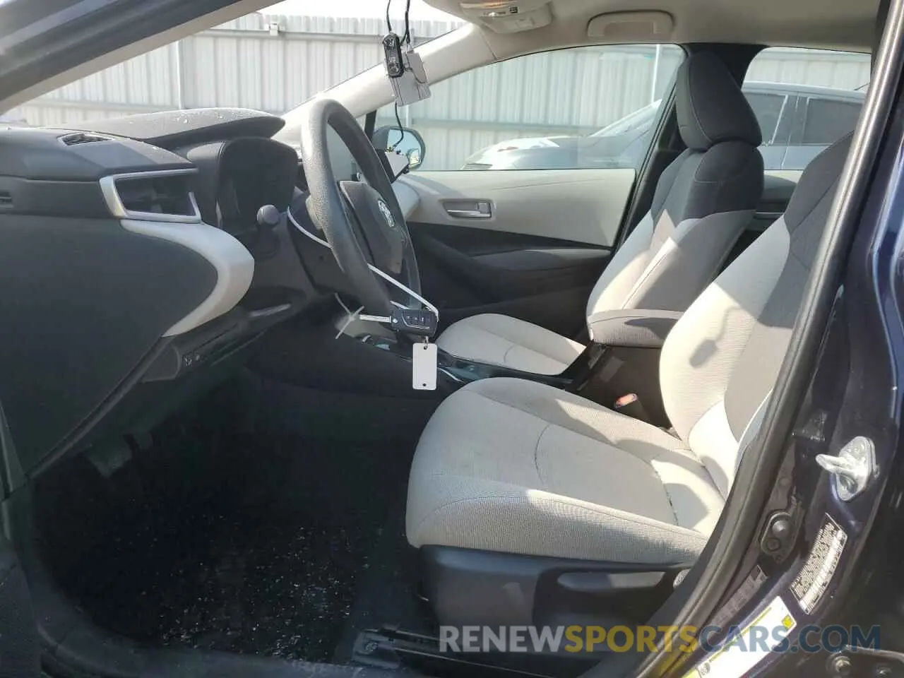 7 Photograph of a damaged car 5YFEPMAE1MP261443 TOYOTA COROLLA 2021