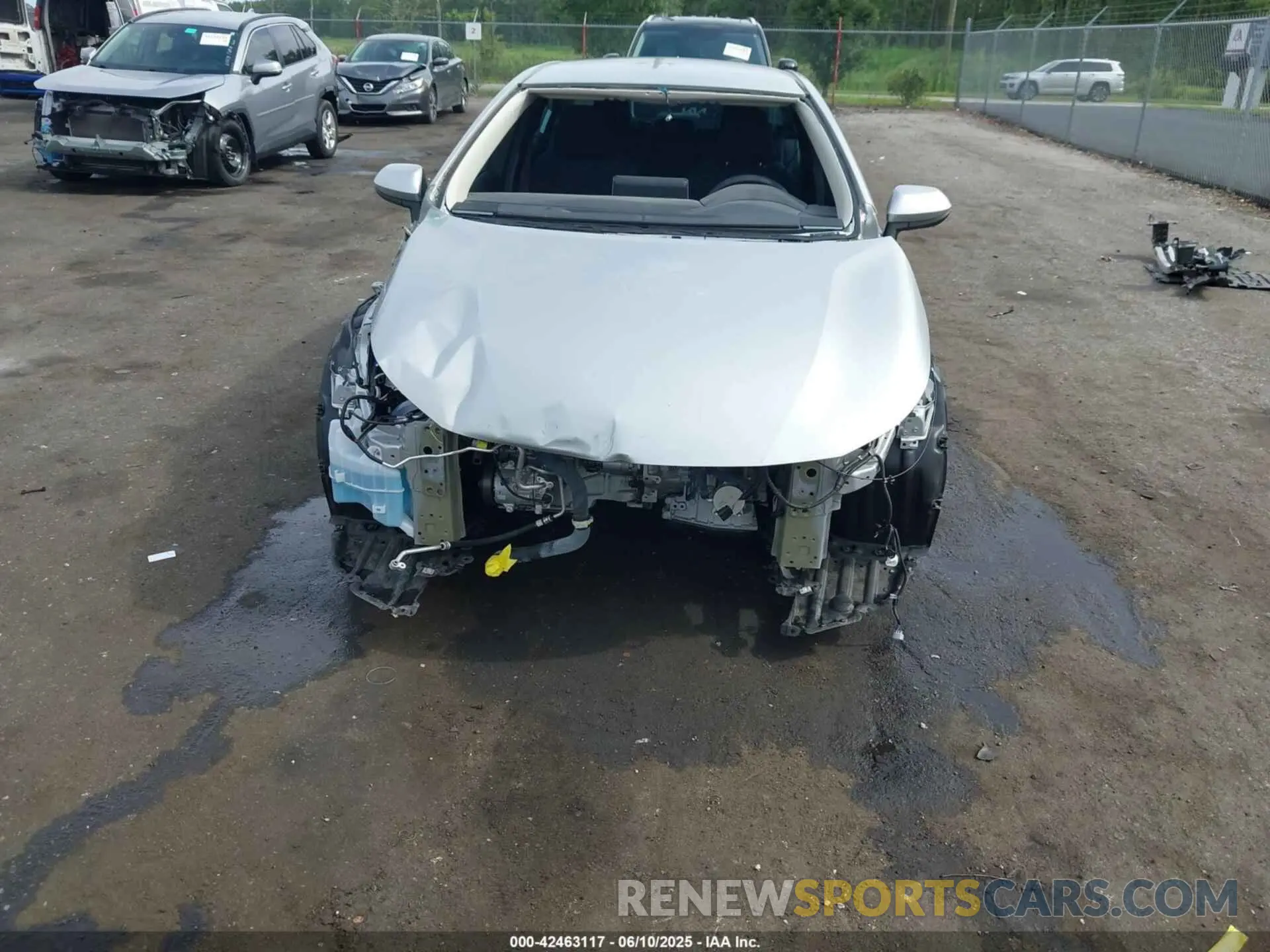 6 Photograph of a damaged car 5YFEPMAE1MP263743 TOYOTA COROLLA 2021