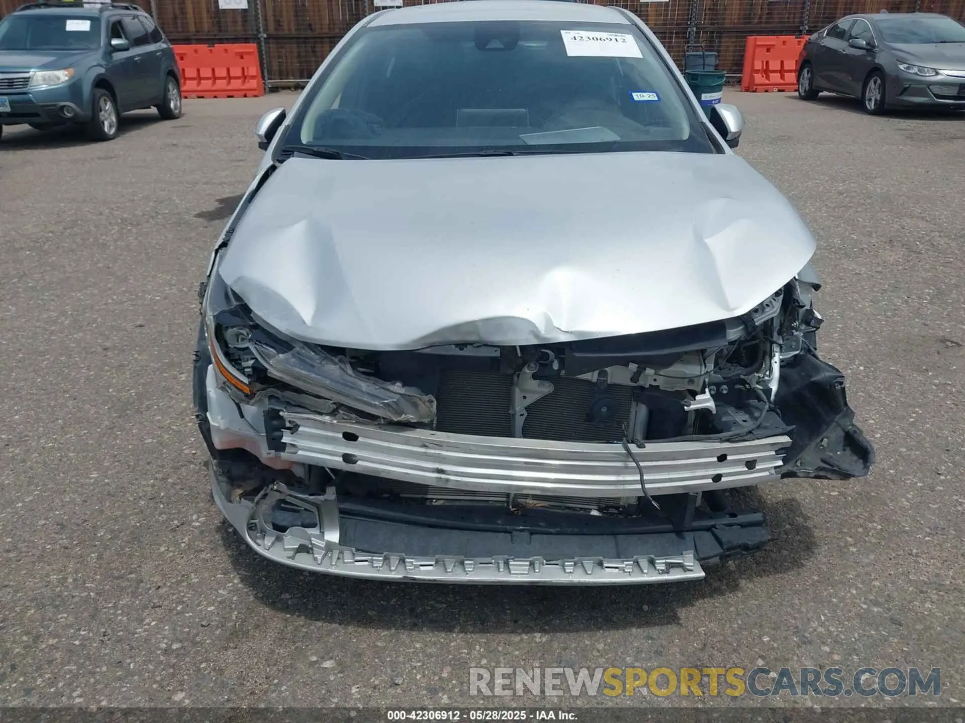 6 Photograph of a damaged car 5YFEPMAE2MP155387 TOYOTA COROLLA 2021