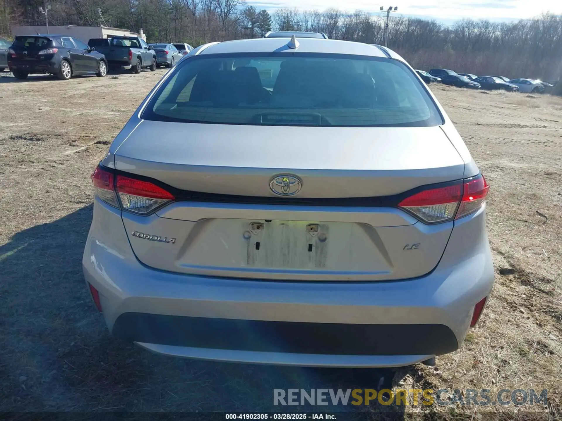 17 Photograph of a damaged car 5YFEPMAE2MP158757 TOYOTA COROLLA 2021