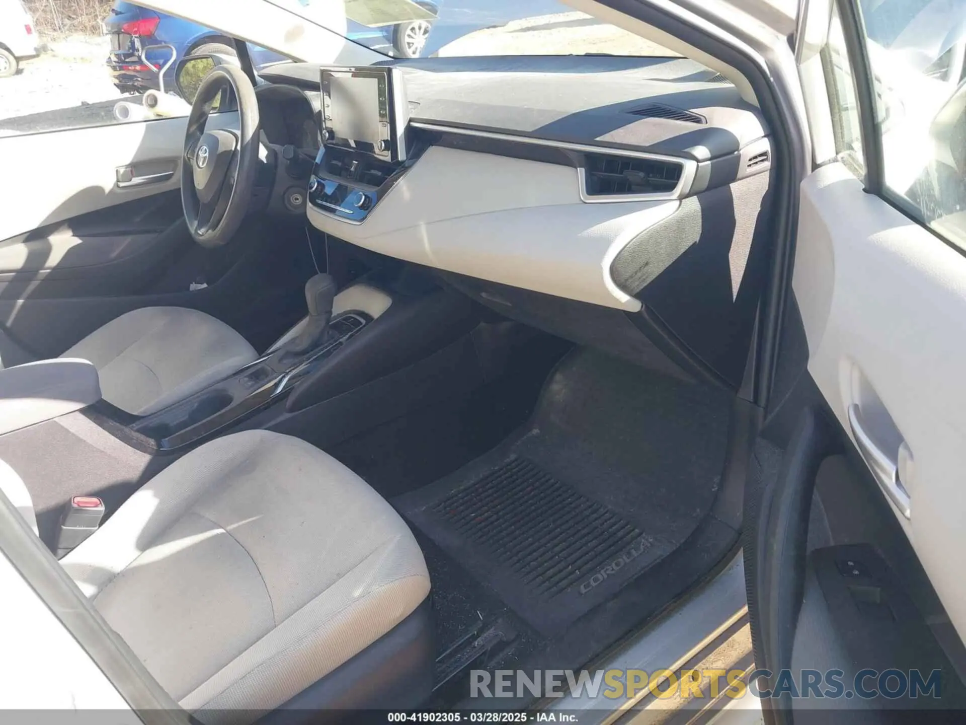 5 Photograph of a damaged car 5YFEPMAE2MP158757 TOYOTA COROLLA 2021