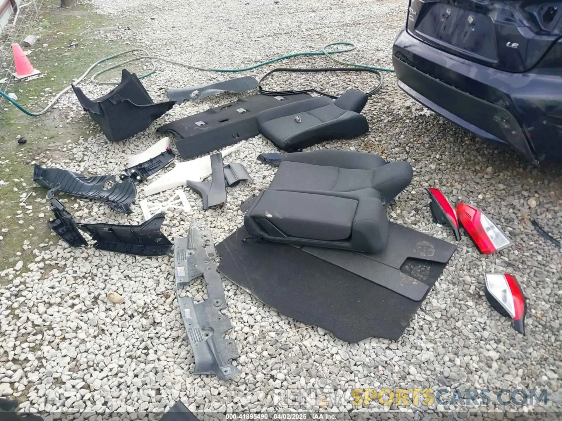 12 Photograph of a damaged car 5YFEPMAE2MP168799 TOYOTA COROLLA 2021