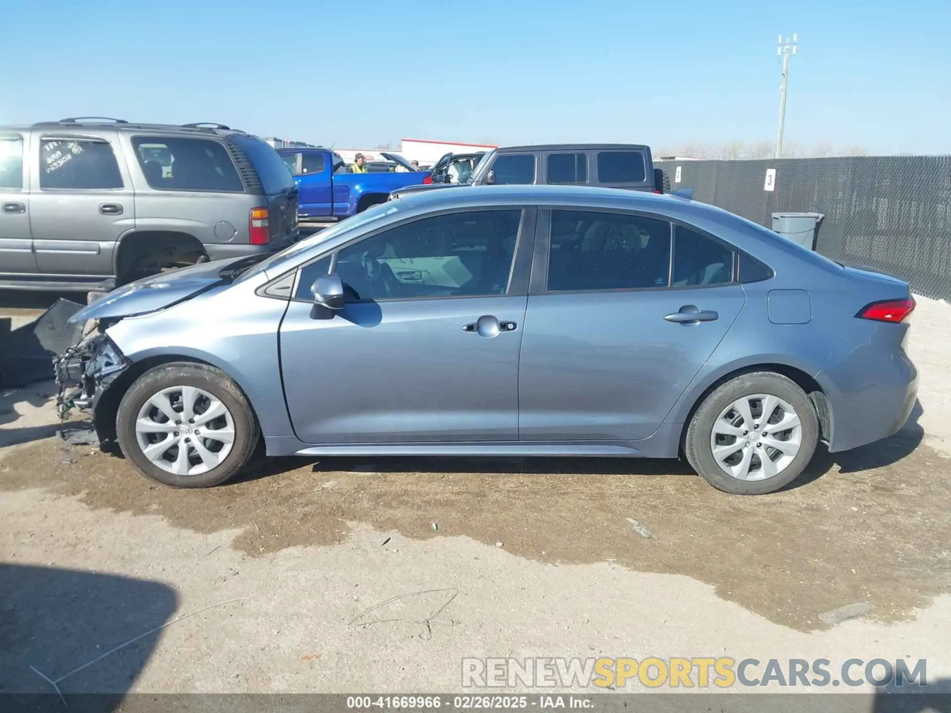 14 Photograph of a damaged car 5YFEPMAE2MP174599 TOYOTA COROLLA 2021