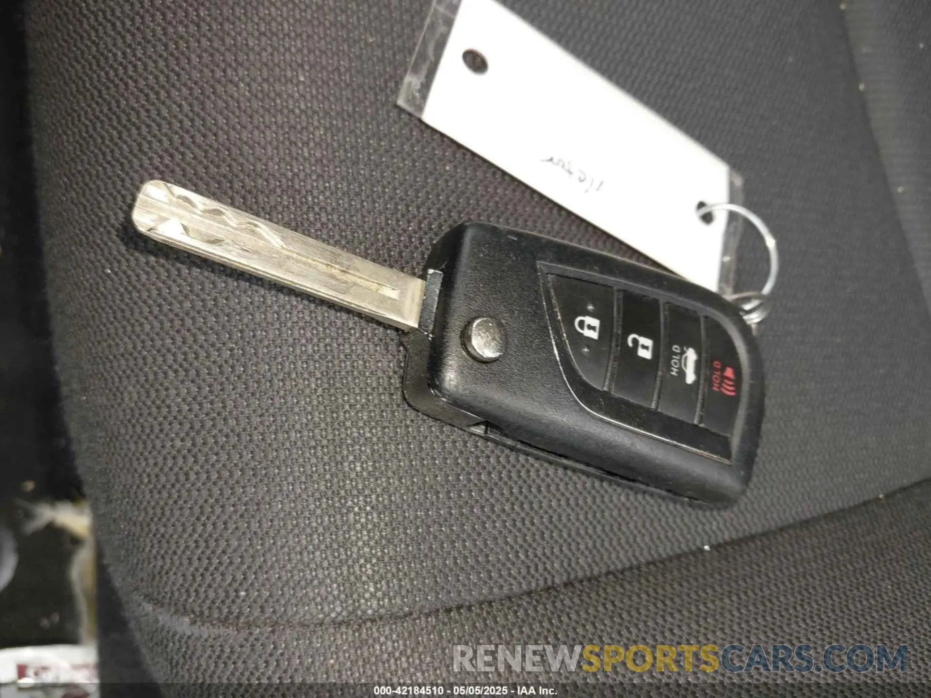 11 Photograph of a damaged car 5YFEPMAE2MP176630 TOYOTA COROLLA 2021