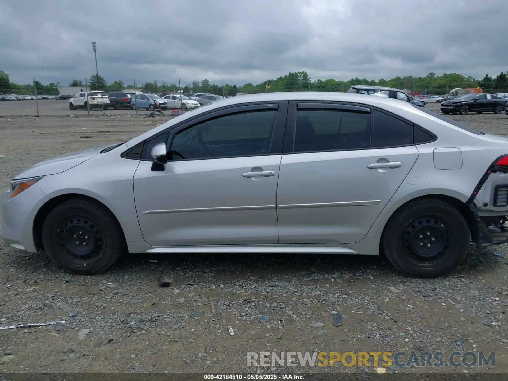 14 Photograph of a damaged car 5YFEPMAE2MP176630 TOYOTA COROLLA 2021