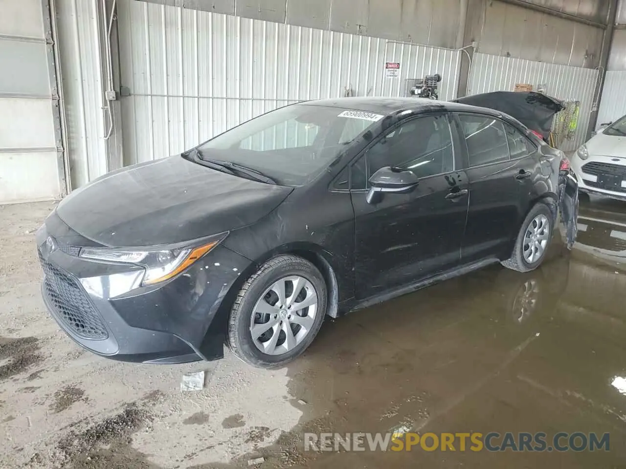 1 Photograph of a damaged car 5YFEPMAE2MP179799 TOYOTA COROLLA 2021
