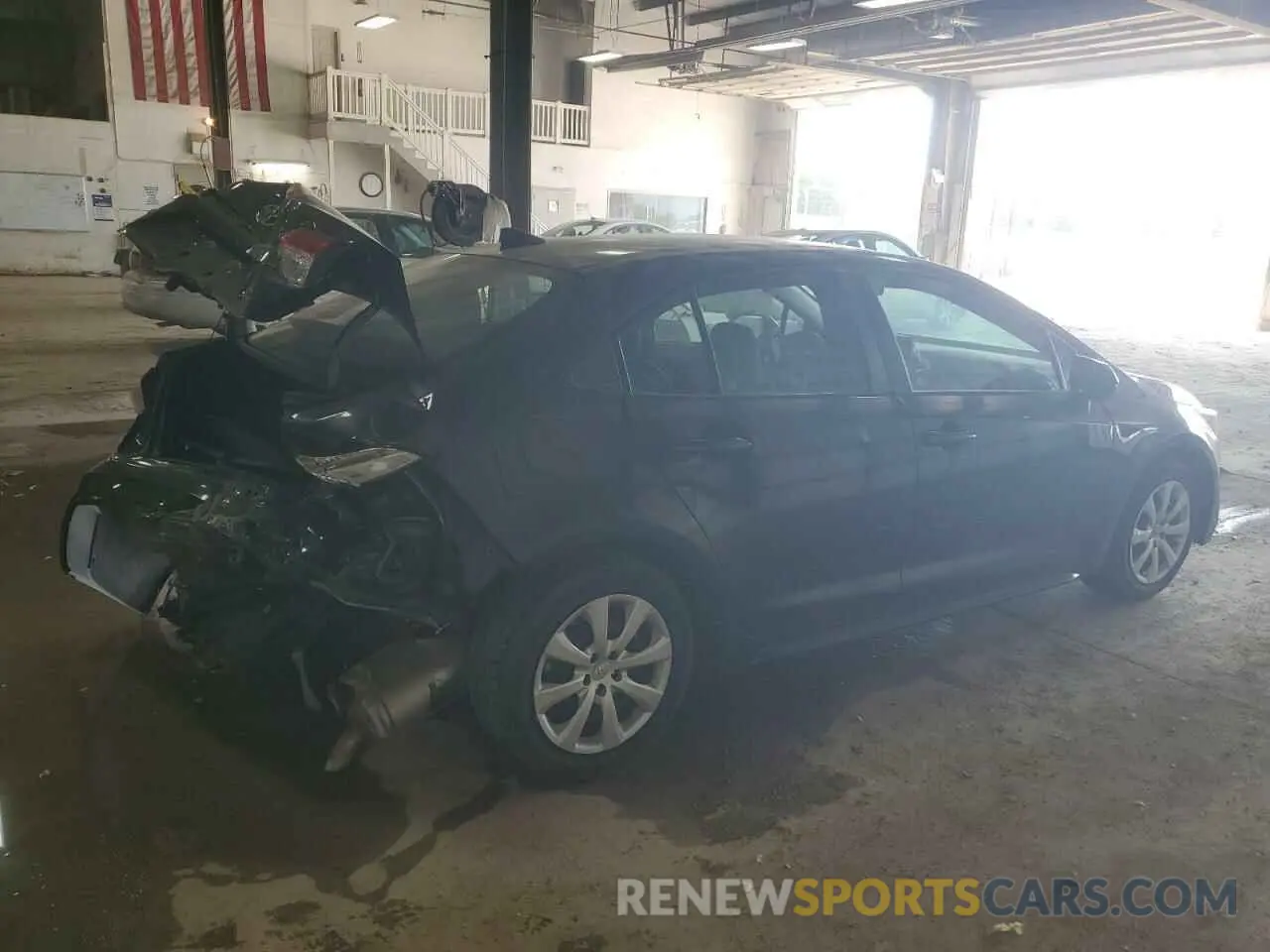 3 Photograph of a damaged car 5YFEPMAE2MP179799 TOYOTA COROLLA 2021