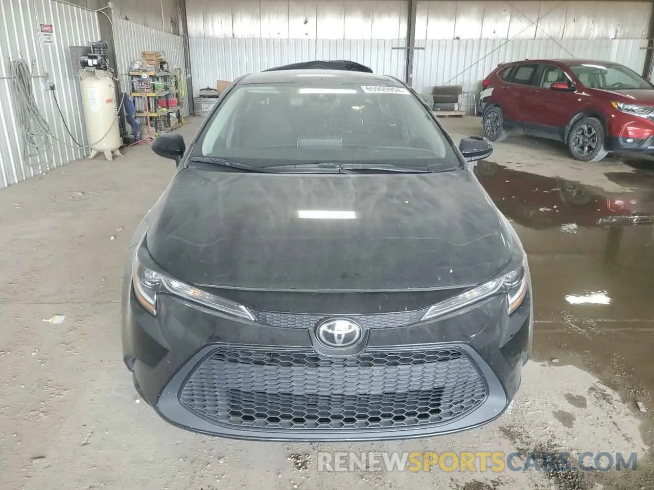 5 Photograph of a damaged car 5YFEPMAE2MP179799 TOYOTA COROLLA 2021