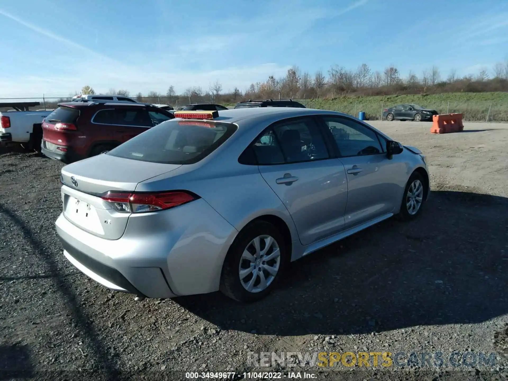 4 Photograph of a damaged car 5YFEPMAE2MP181391 TOYOTA COROLLA 2021