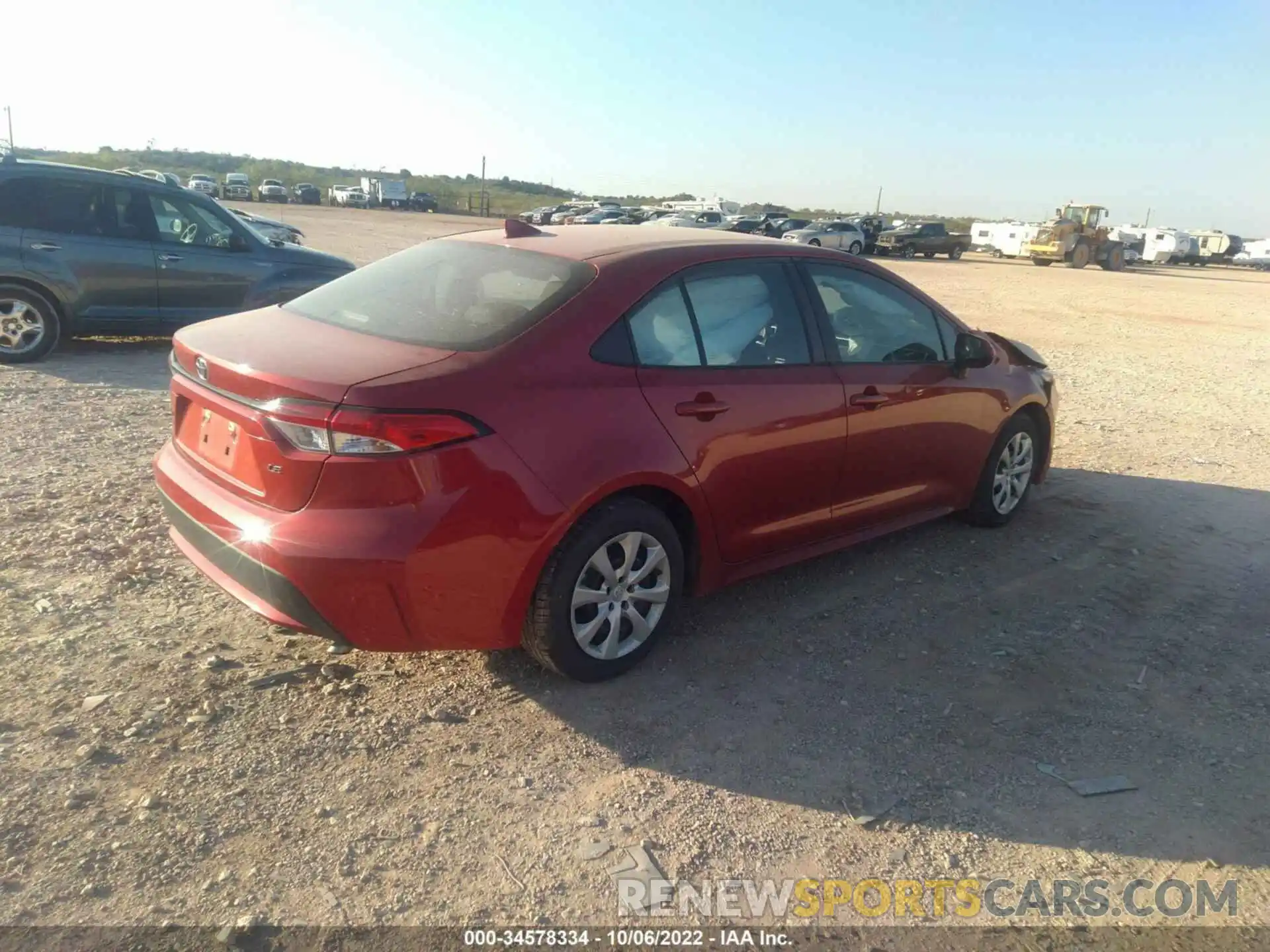 4 Photograph of a damaged car 5YFEPMAE2MP183514 TOYOTA COROLLA 2021