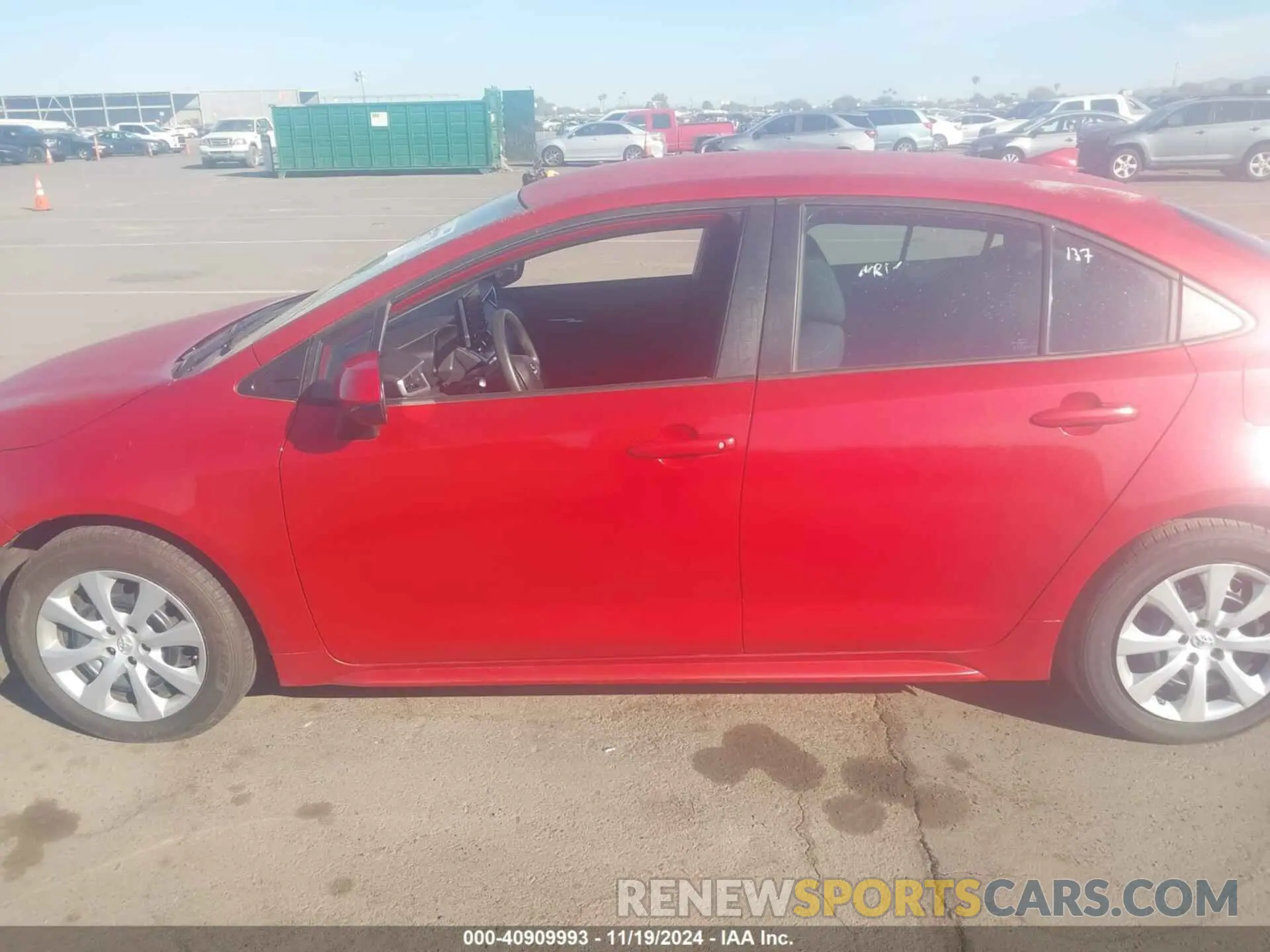 14 Photograph of a damaged car 5YFEPMAE2MP185019 TOYOTA COROLLA 2021