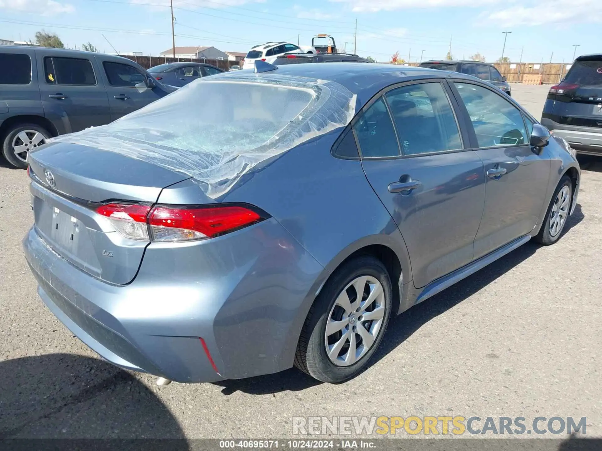 4 Photograph of a damaged car 5YFEPMAE2MP186283 TOYOTA COROLLA 2021