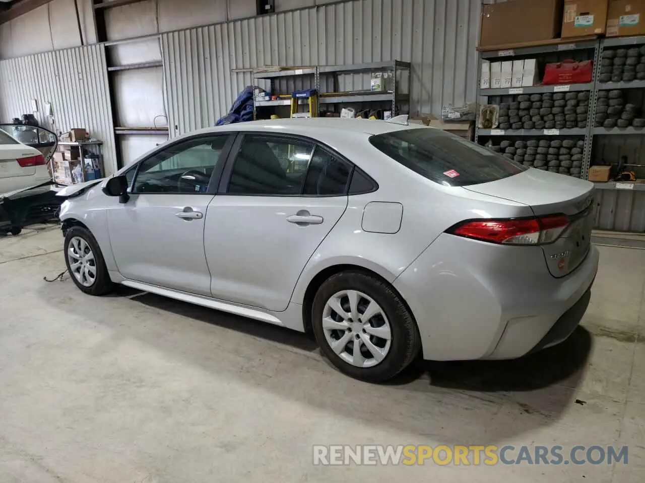 2 Photograph of a damaged car 5YFEPMAE2MP188003 TOYOTA COROLLA 2021