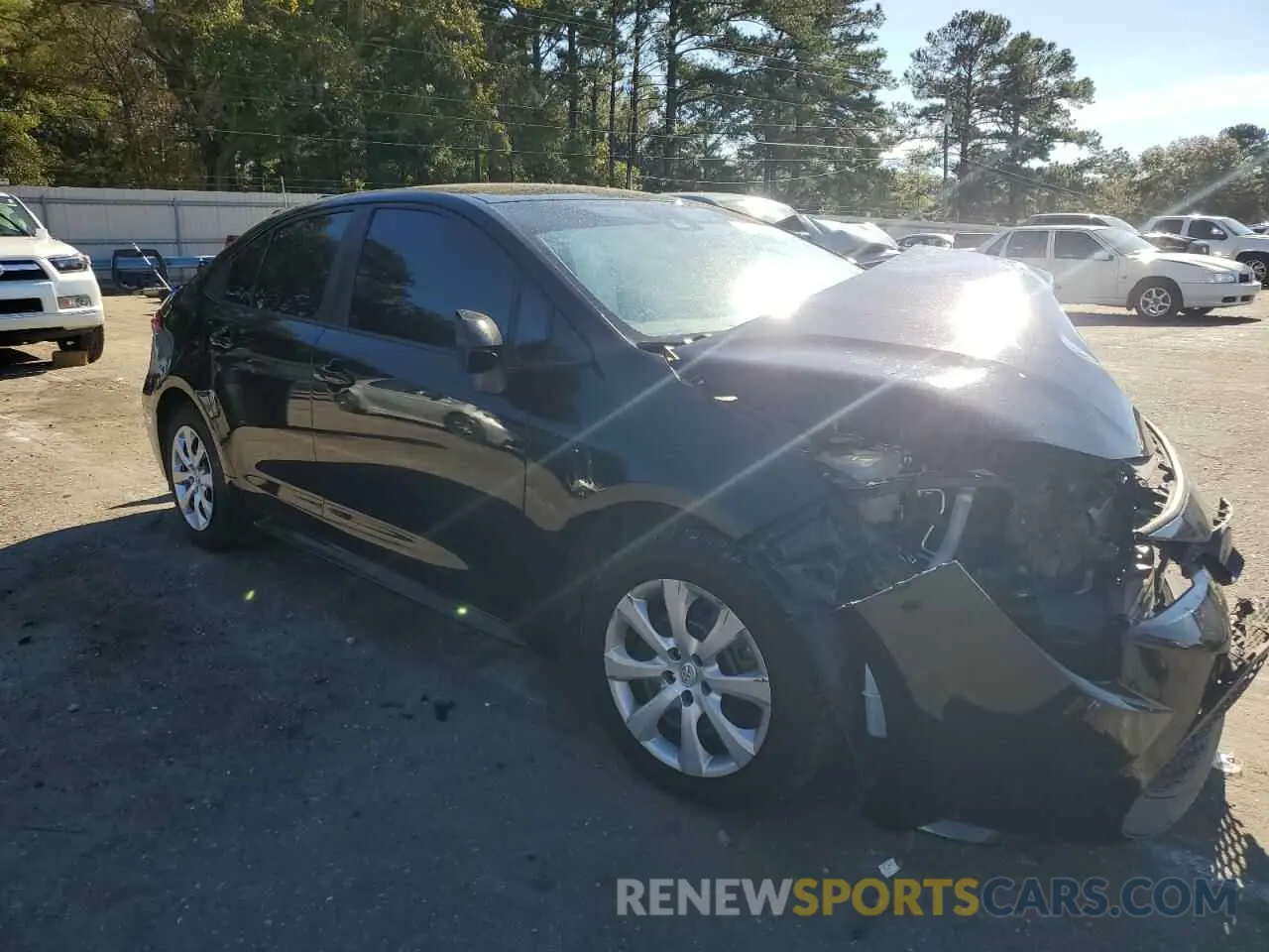 4 Photograph of a damaged car 5YFEPMAE2MP193430 TOYOTA COROLLA 2021