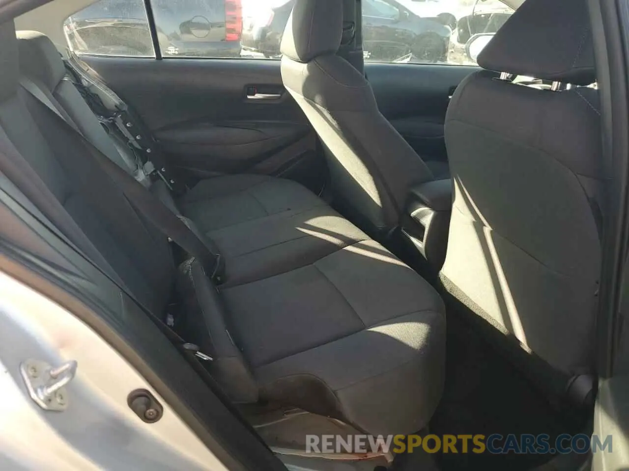 10 Photograph of a damaged car 5YFEPMAE2MP203891 TOYOTA COROLLA 2021