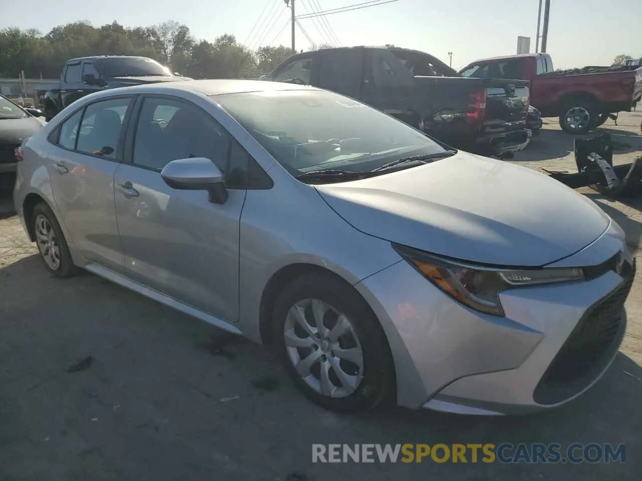 4 Photograph of a damaged car 5YFEPMAE2MP203891 TOYOTA COROLLA 2021