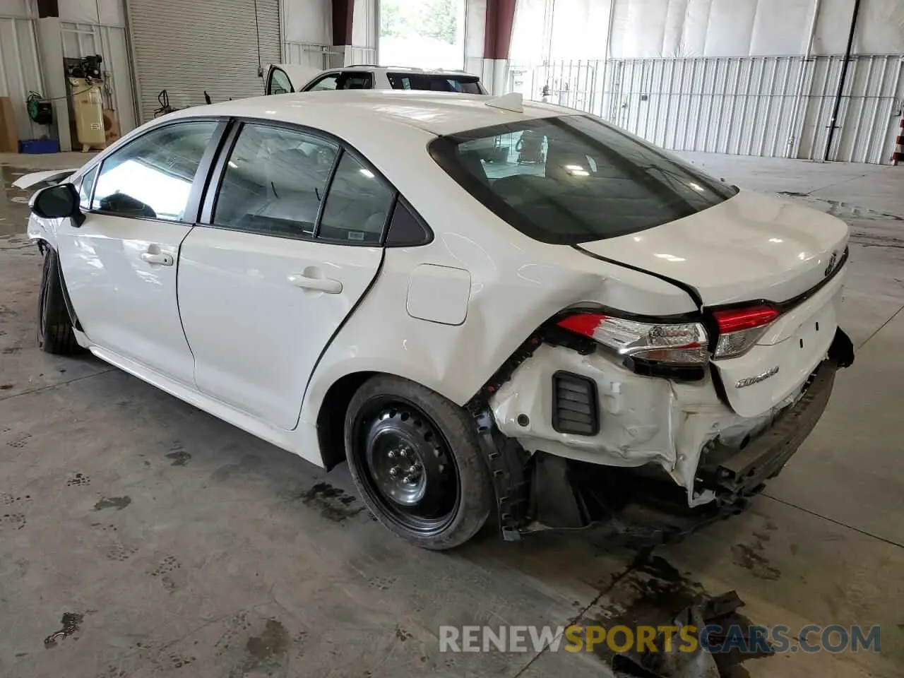 2 Photograph of a damaged car 5YFEPMAE2MP204863 TOYOTA COROLLA 2021