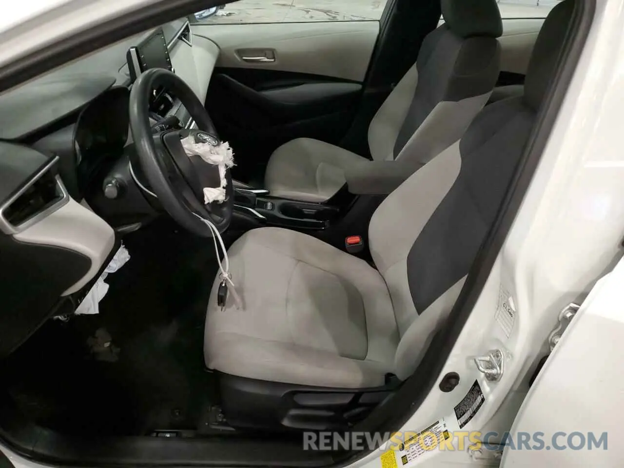 7 Photograph of a damaged car 5YFEPMAE2MP204863 TOYOTA COROLLA 2021
