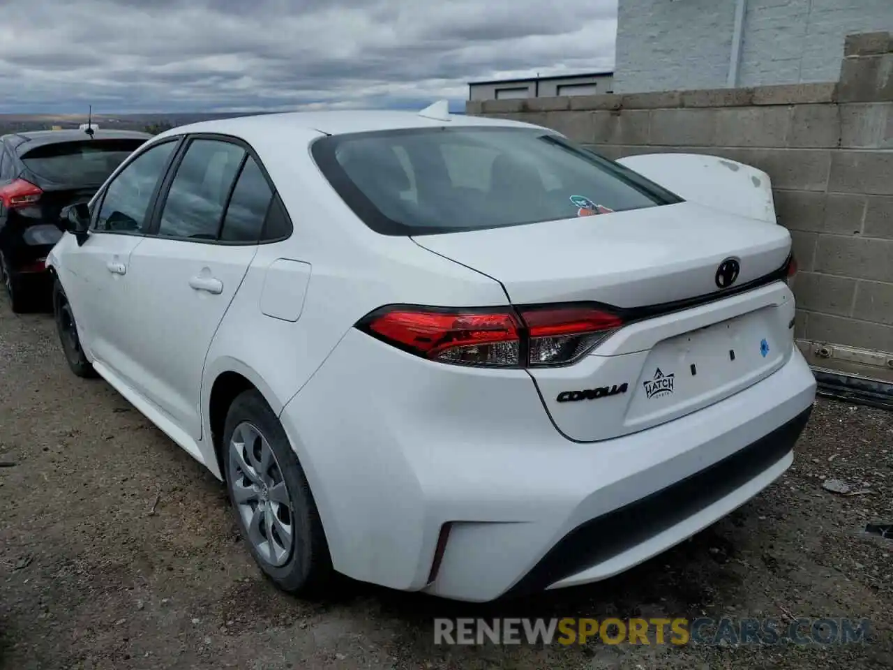 3 Photograph of a damaged car 5YFEPMAE2MP210386 TOYOTA COROLLA 2021