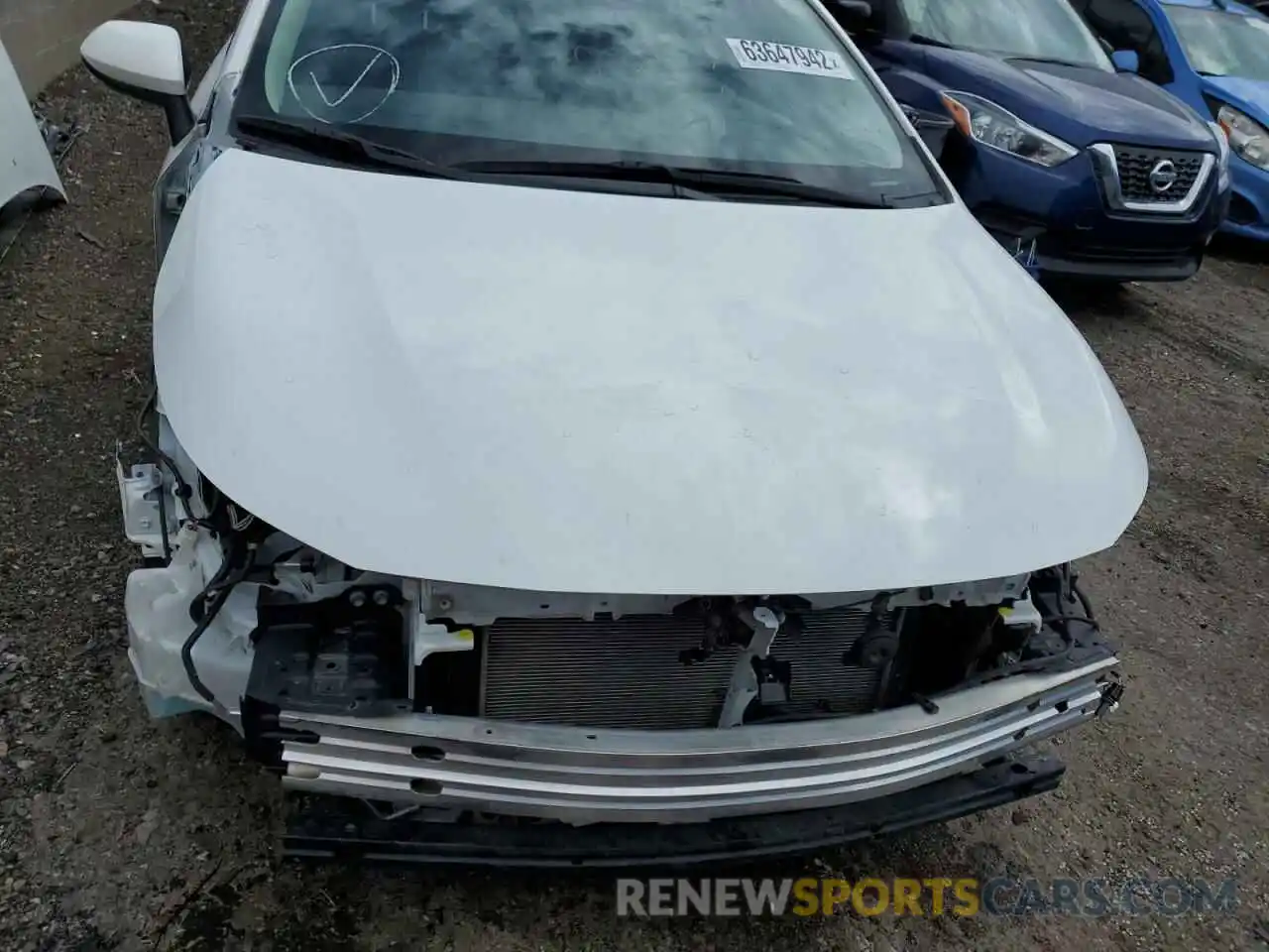 9 Photograph of a damaged car 5YFEPMAE2MP210386 TOYOTA COROLLA 2021