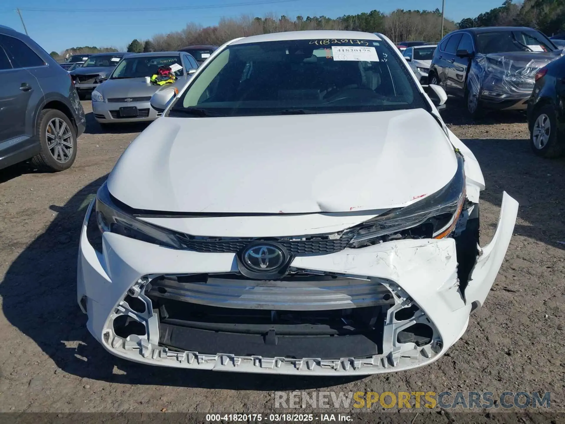 13 Photograph of a damaged car 5YFEPMAE2MP212316 TOYOTA COROLLA 2021