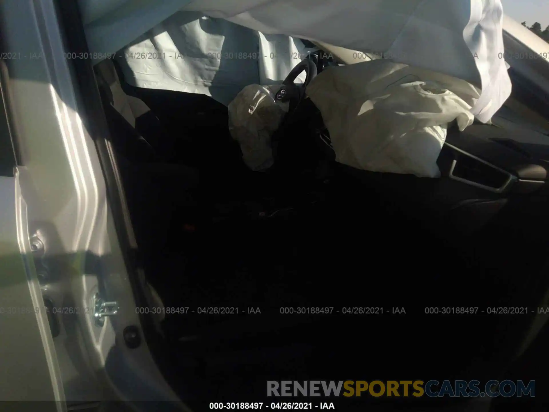 5 Photograph of a damaged car 5YFEPMAE2MP214017 TOYOTA COROLLA 2021