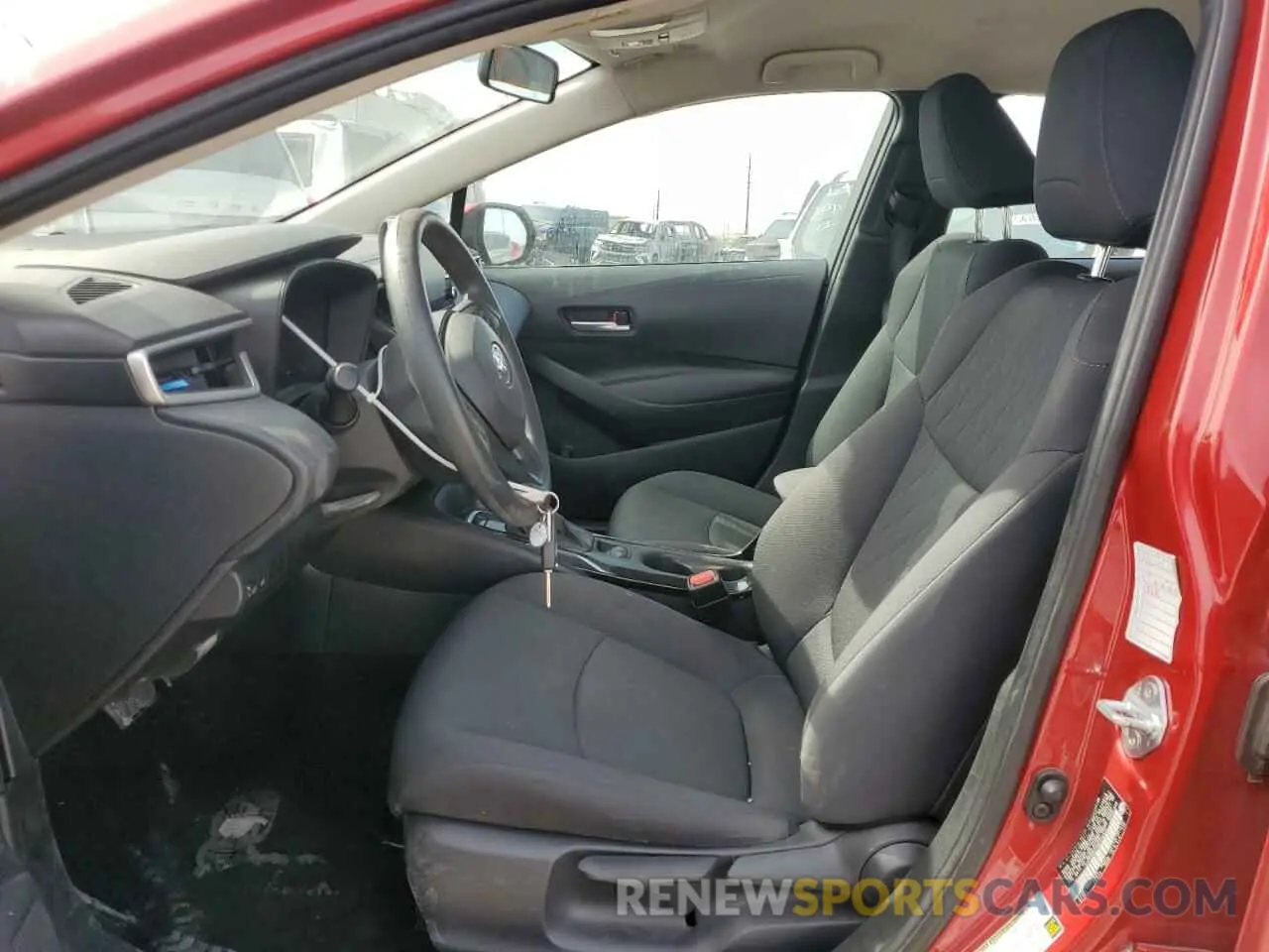 7 Photograph of a damaged car 5YFEPMAE2MP219217 TOYOTA COROLLA 2021