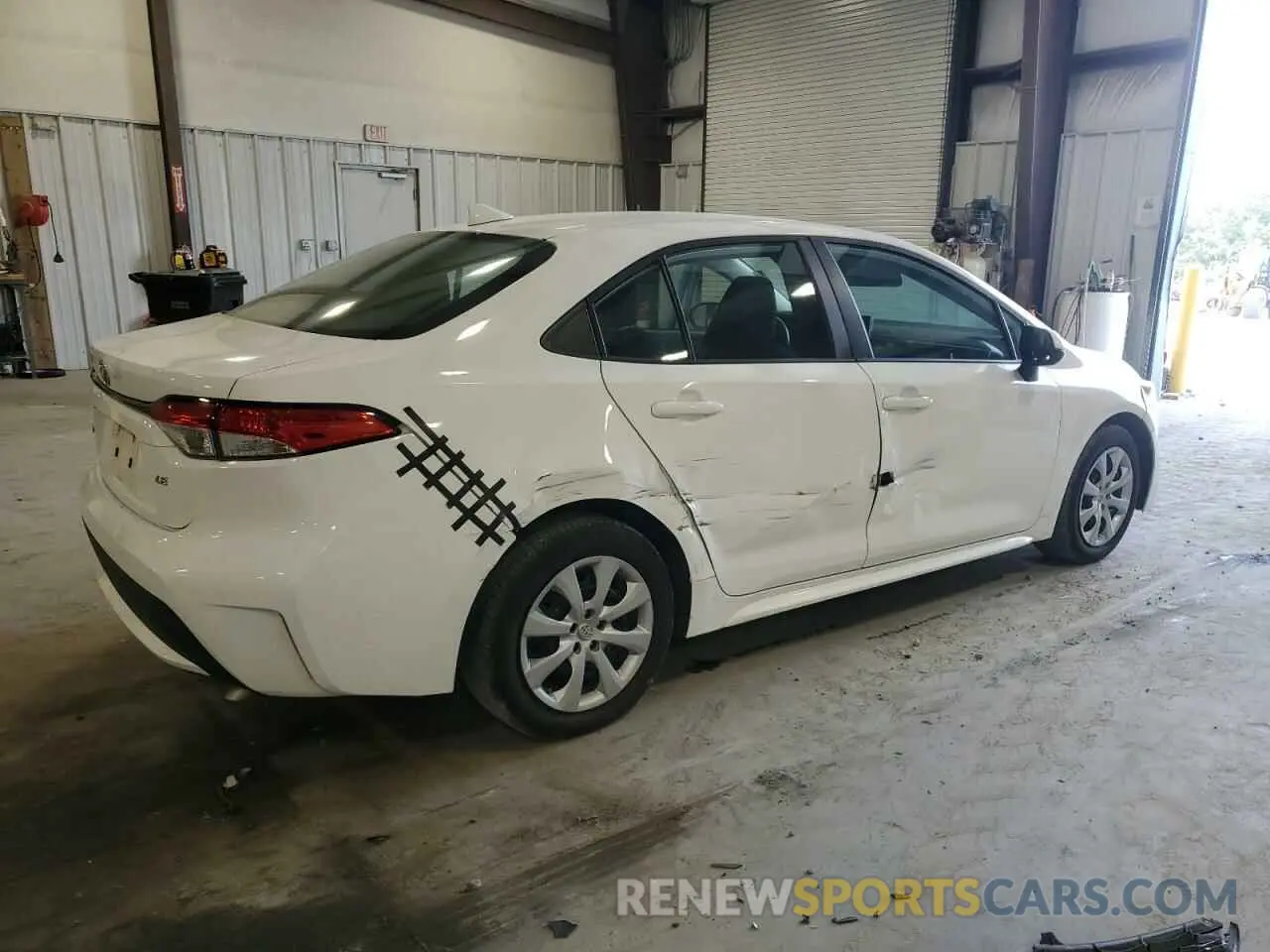 3 Photograph of a damaged car 5YFEPMAE2MP241184 TOYOTA COROLLA 2021