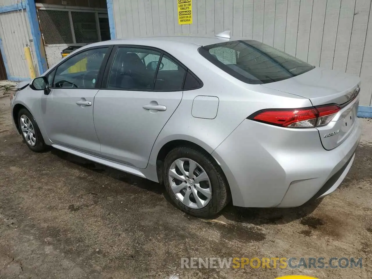2 Photograph of a damaged car 5YFEPMAE2MP245946 TOYOTA COROLLA 2021