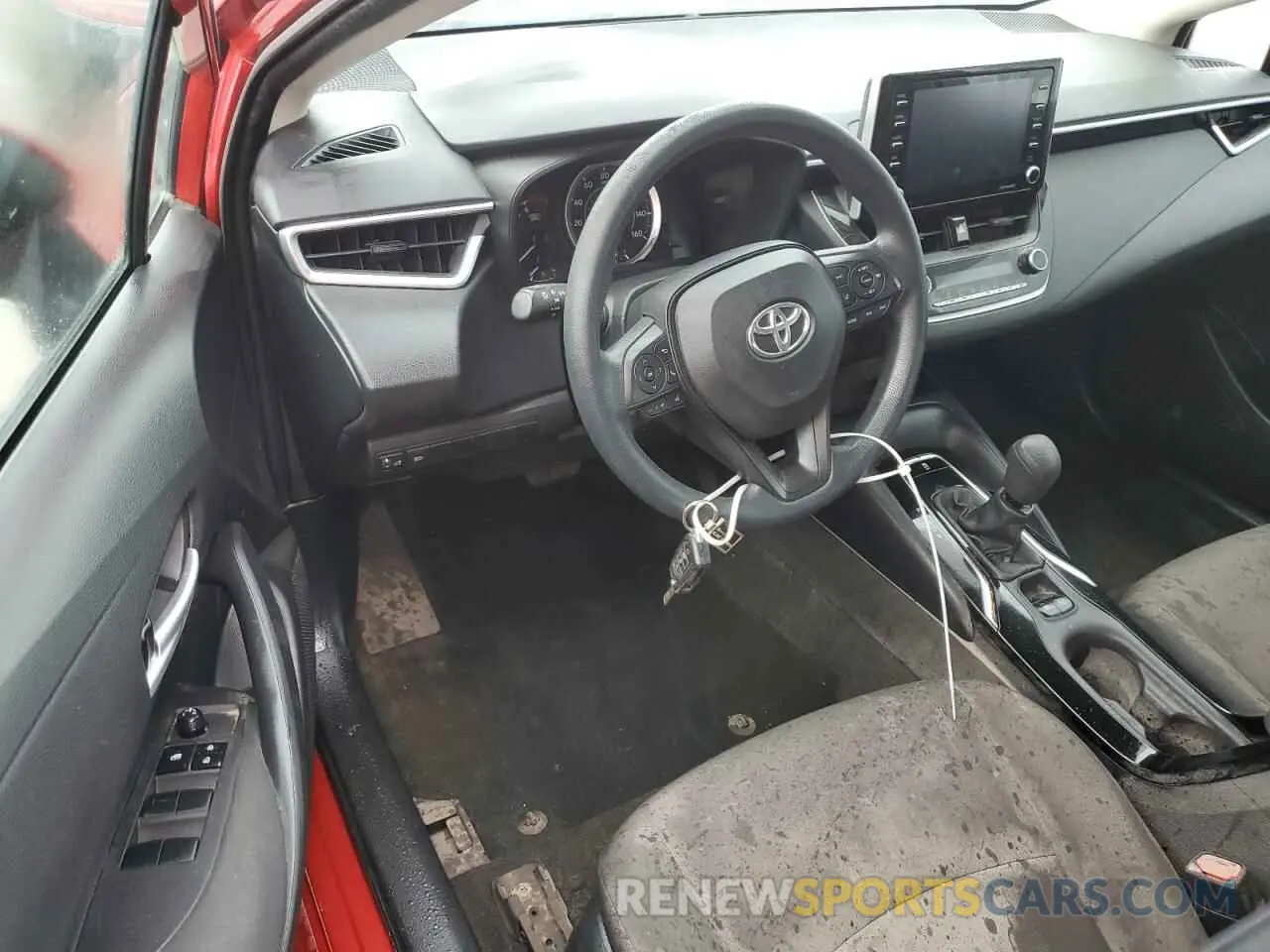 8 Photograph of a damaged car 5YFEPMAE2MP246532 TOYOTA COROLLA 2021