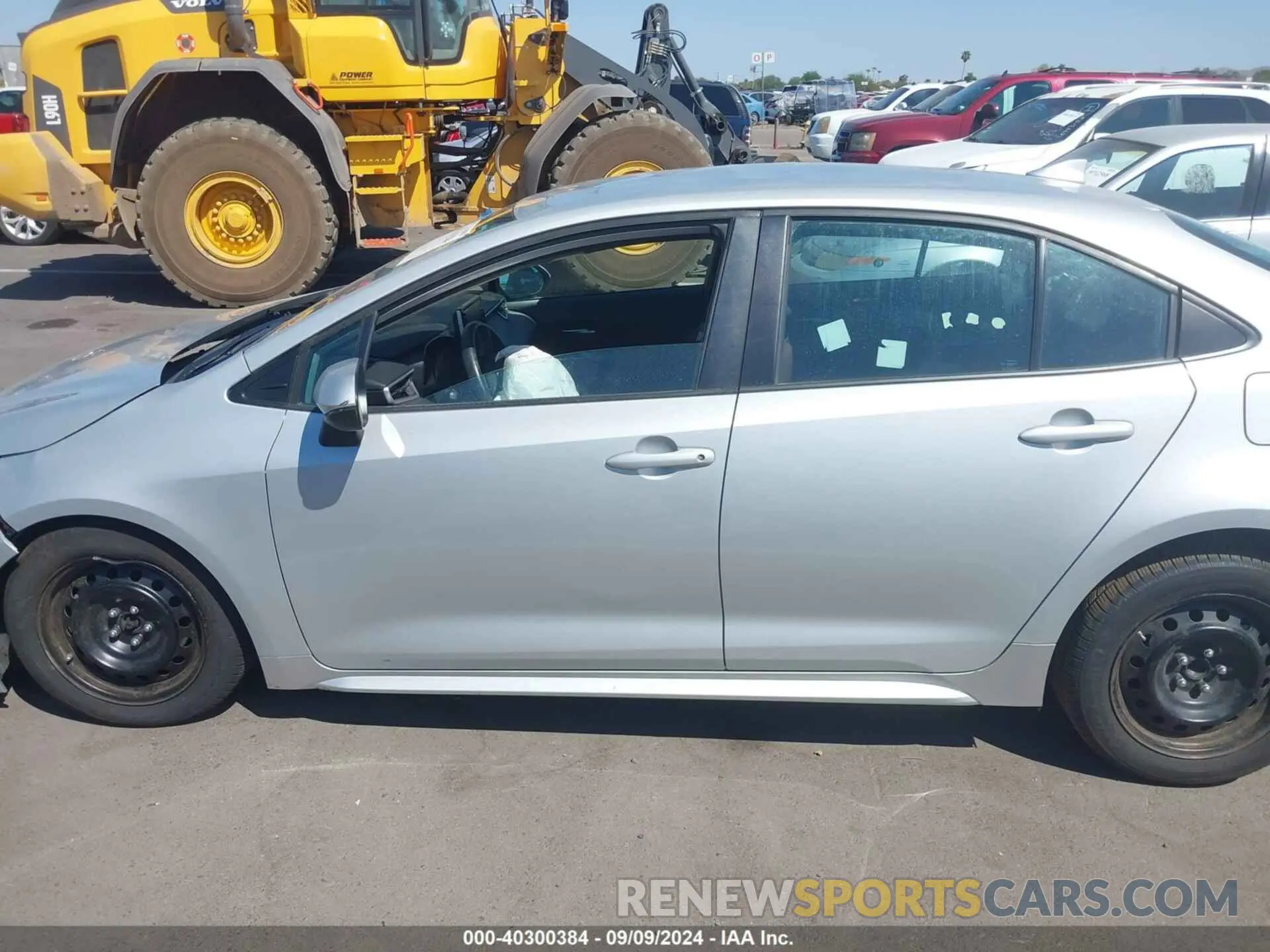14 Photograph of a damaged car 5YFEPMAE2MP250015 TOYOTA COROLLA 2021