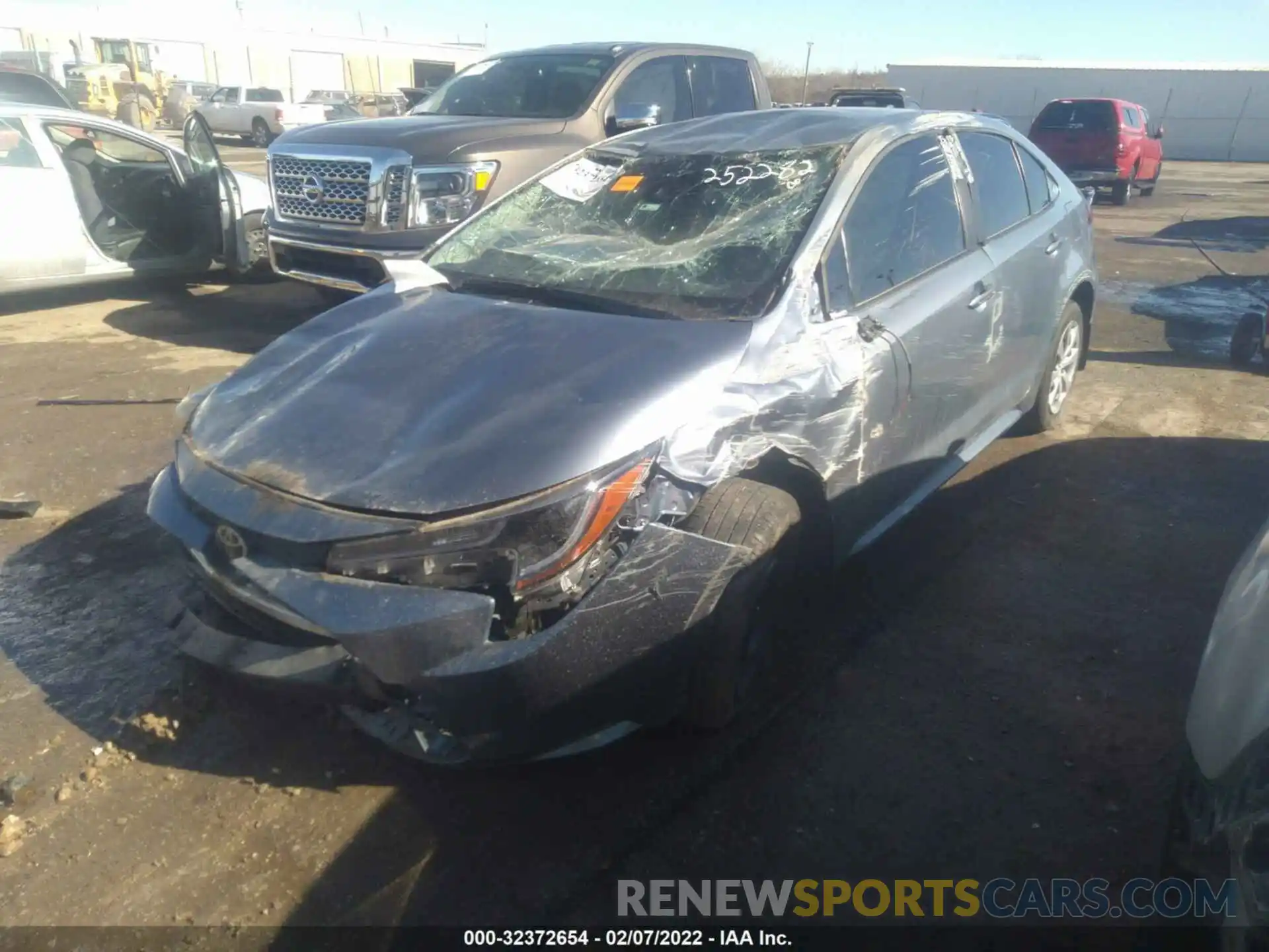 2 Photograph of a damaged car 5YFEPMAE2MP252282 TOYOTA COROLLA 2021