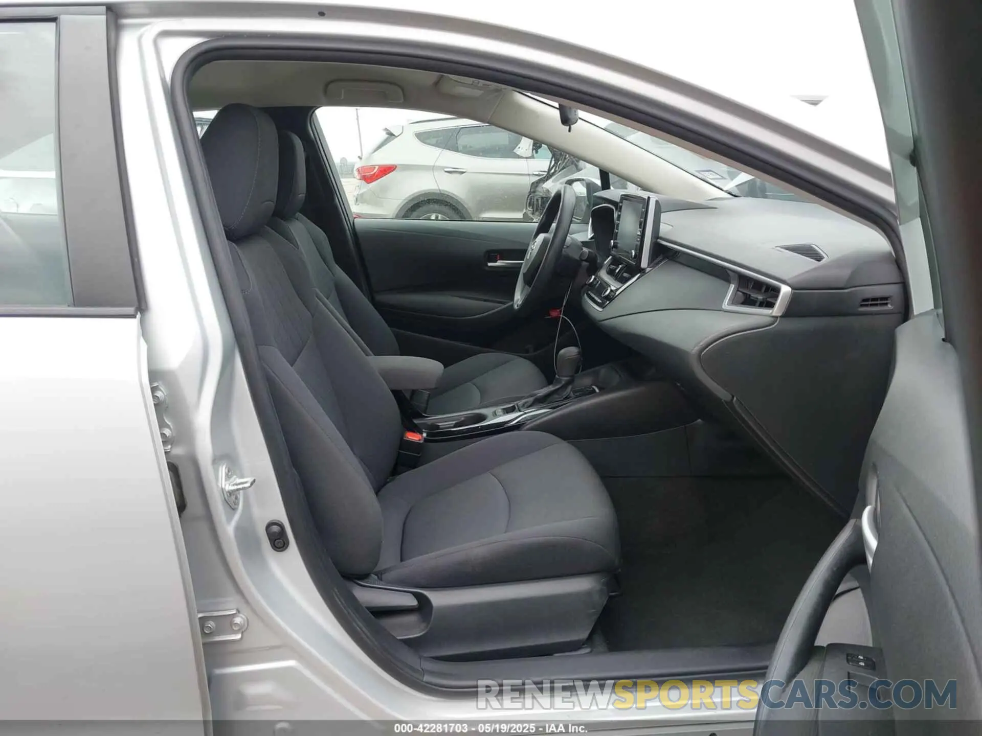 5 Photograph of a damaged car 5YFEPMAE2MP257501 TOYOTA COROLLA 2021