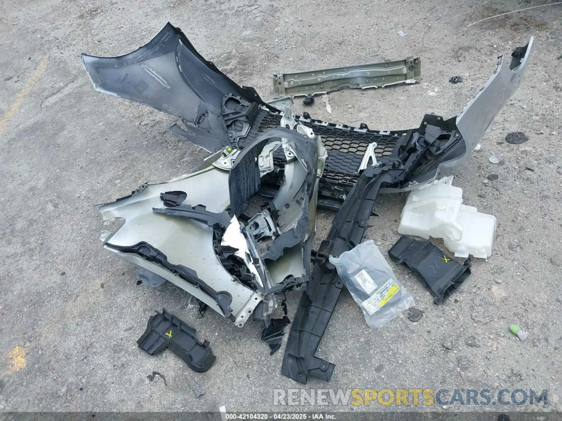 12 Photograph of a damaged car 5YFEPMAE2MP261046 TOYOTA COROLLA 2021