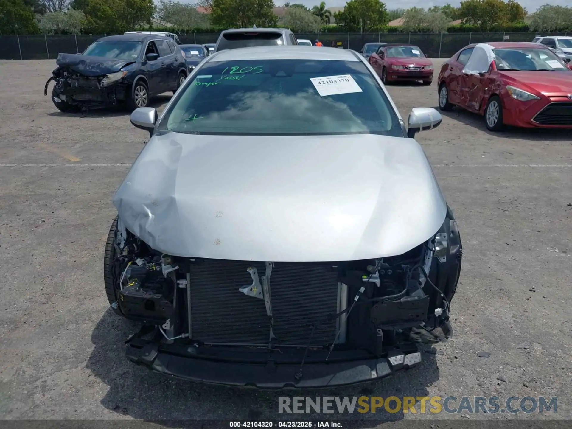 13 Photograph of a damaged car 5YFEPMAE2MP261046 TOYOTA COROLLA 2021