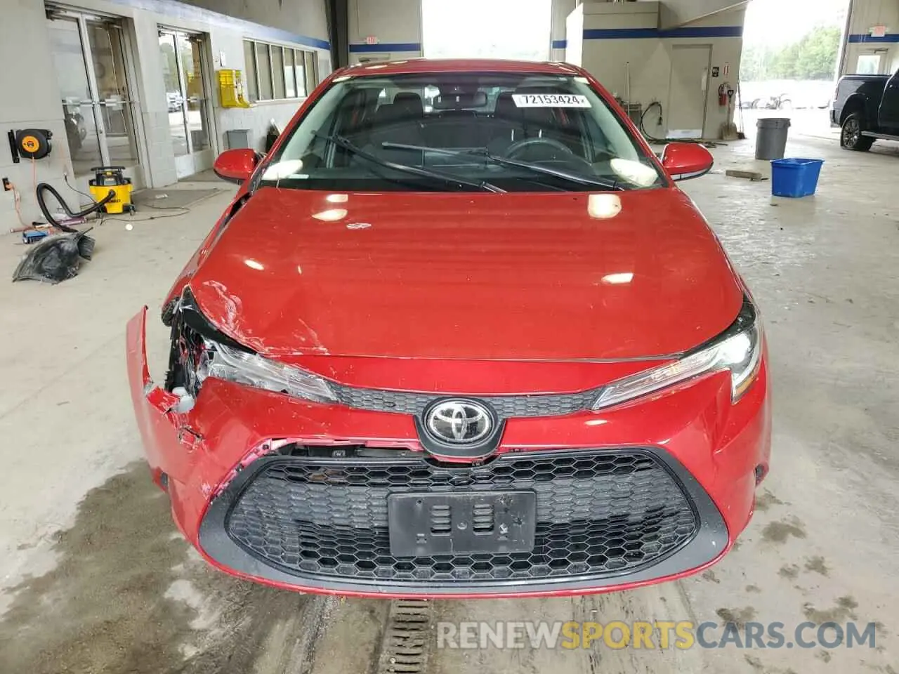 5 Photograph of a damaged car 5YFEPMAE2MP268644 TOYOTA COROLLA 2021